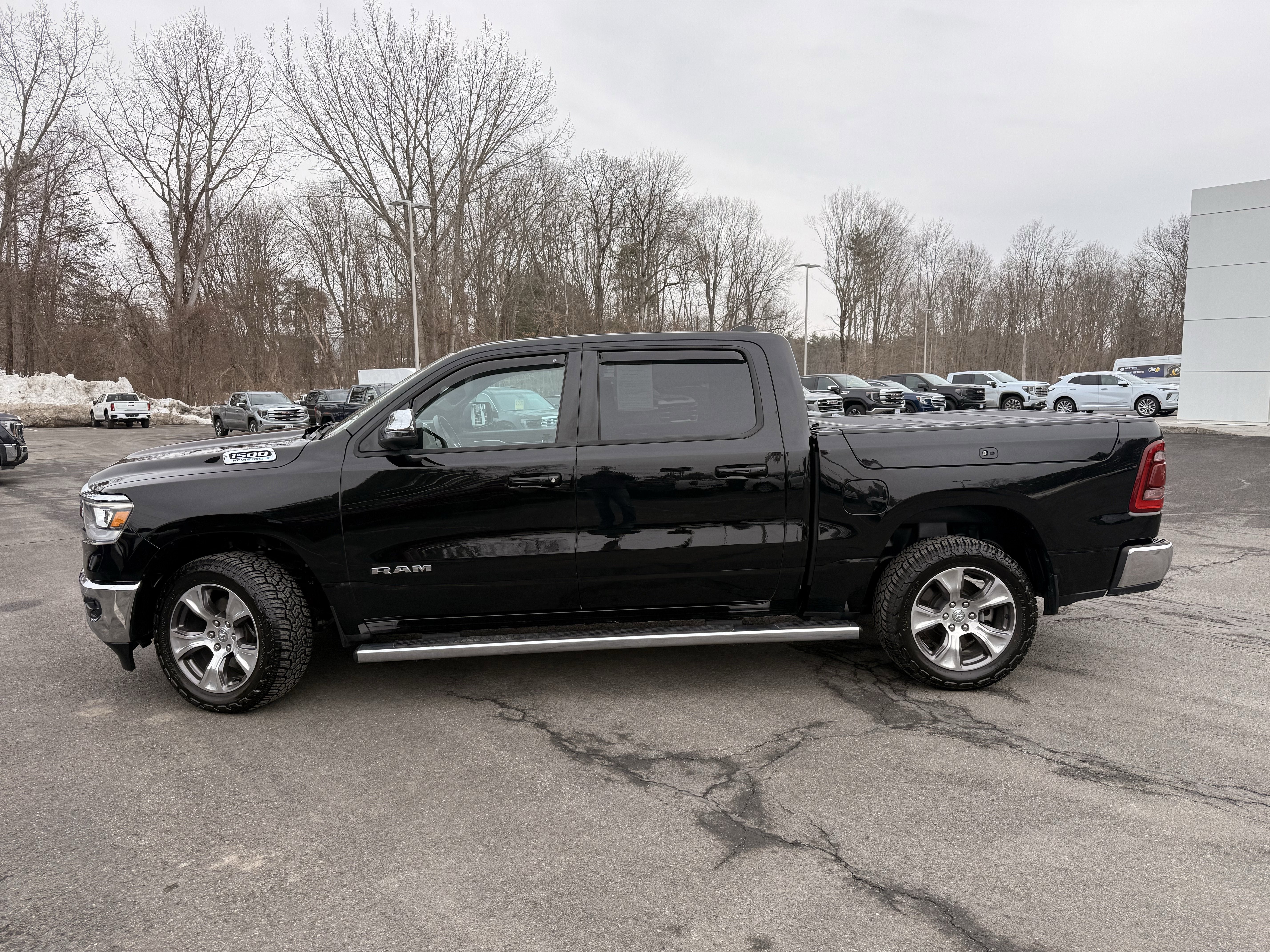 2024 RAM 1500 Laramie Crew Cab 4x4 5'7" Box