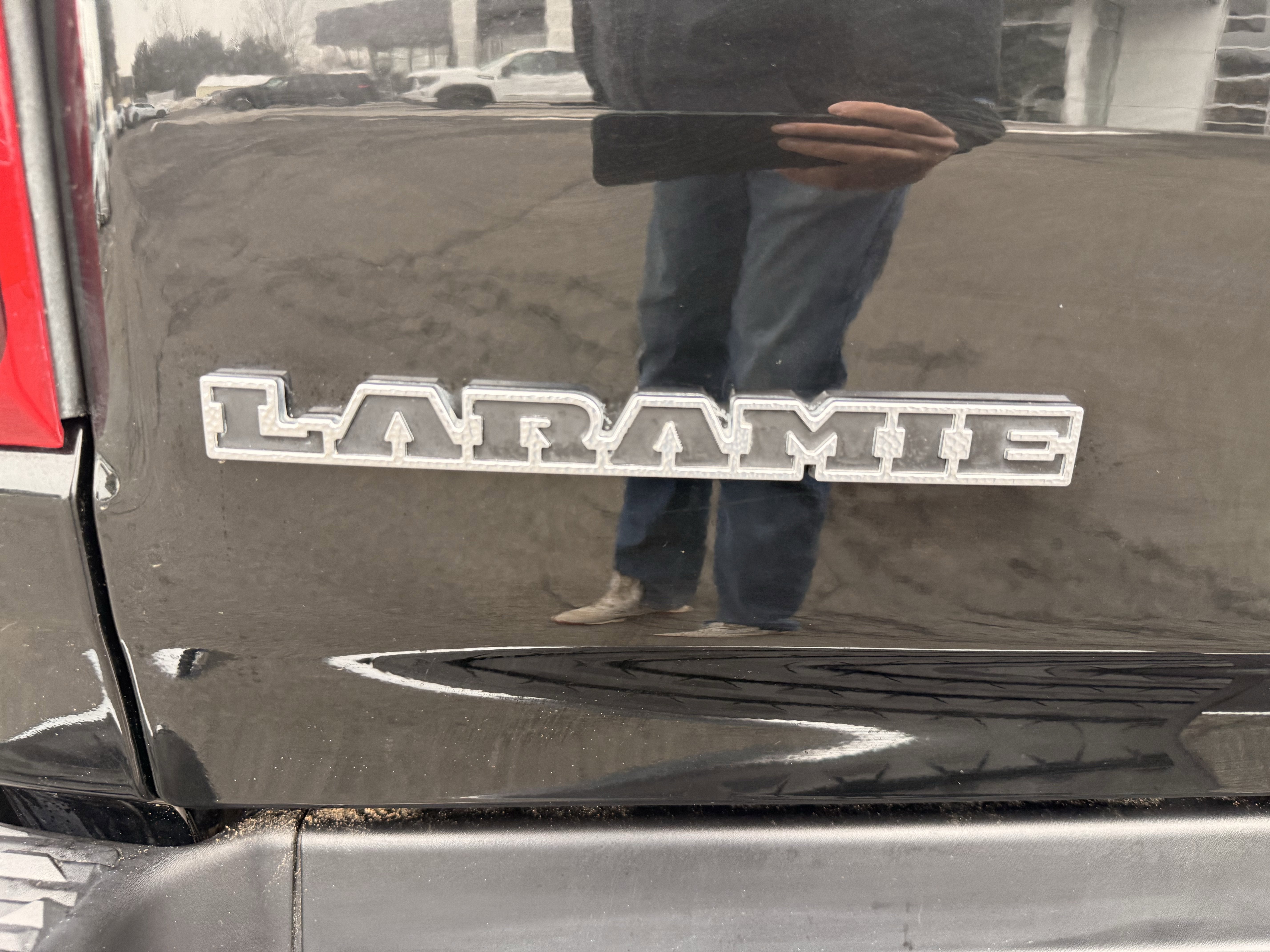 2024 RAM 1500 Laramie Crew Cab 4x4 5'7" Box