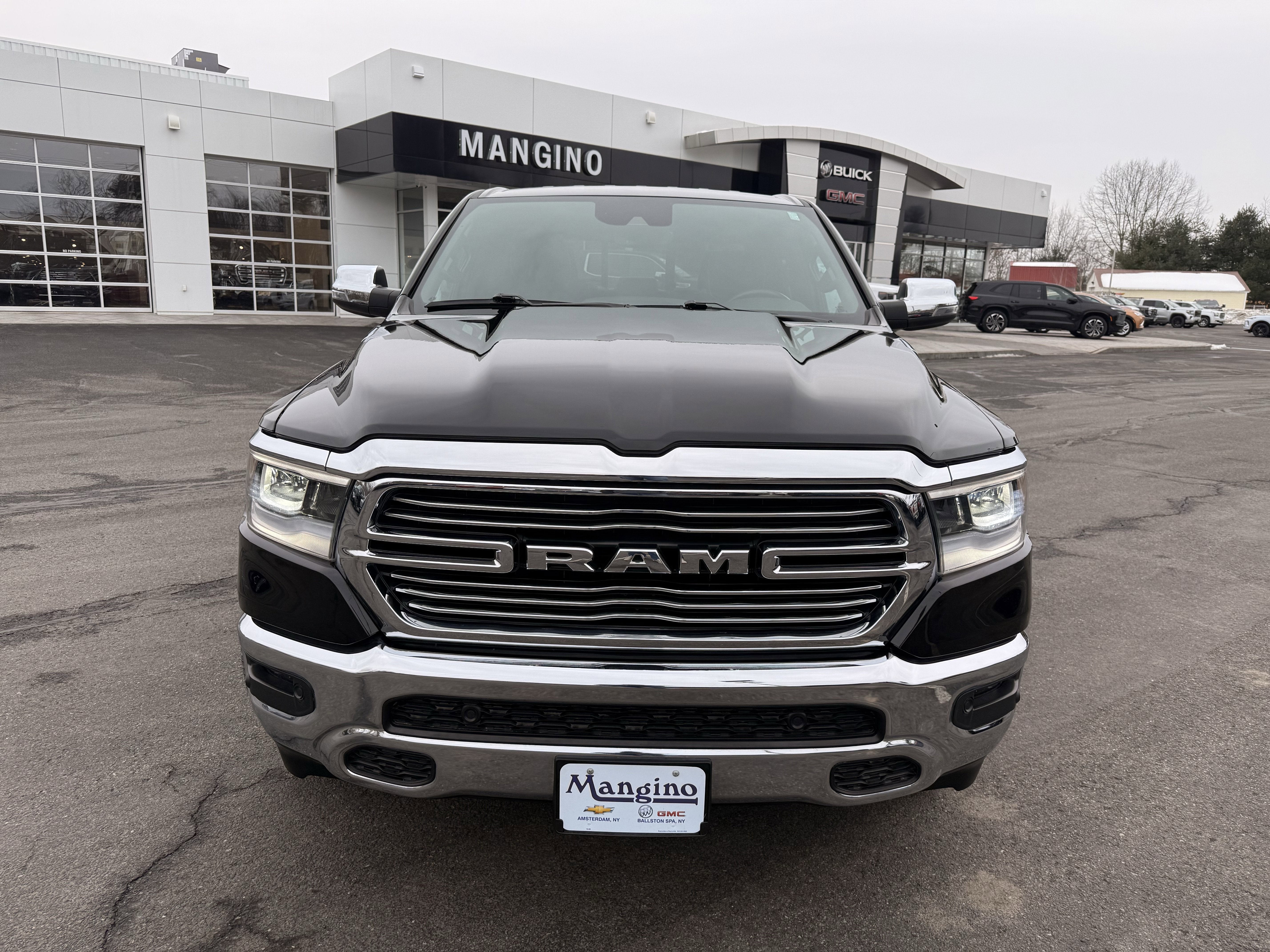 2024 RAM 1500 Laramie Crew Cab 4x4 5'7" Box