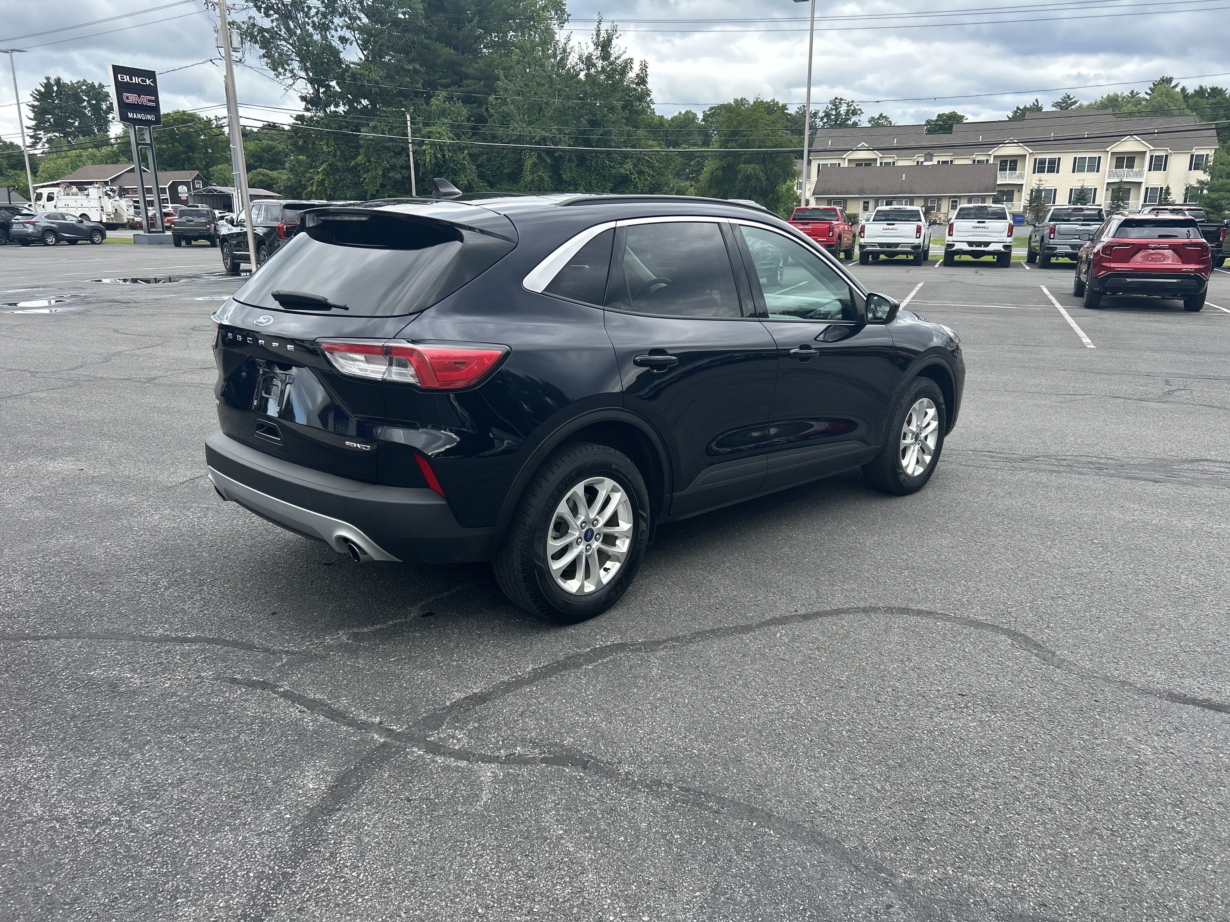 2021 Ford Escape SE