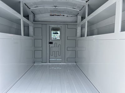2026 GMC Savana Cutaway 3500 1WT