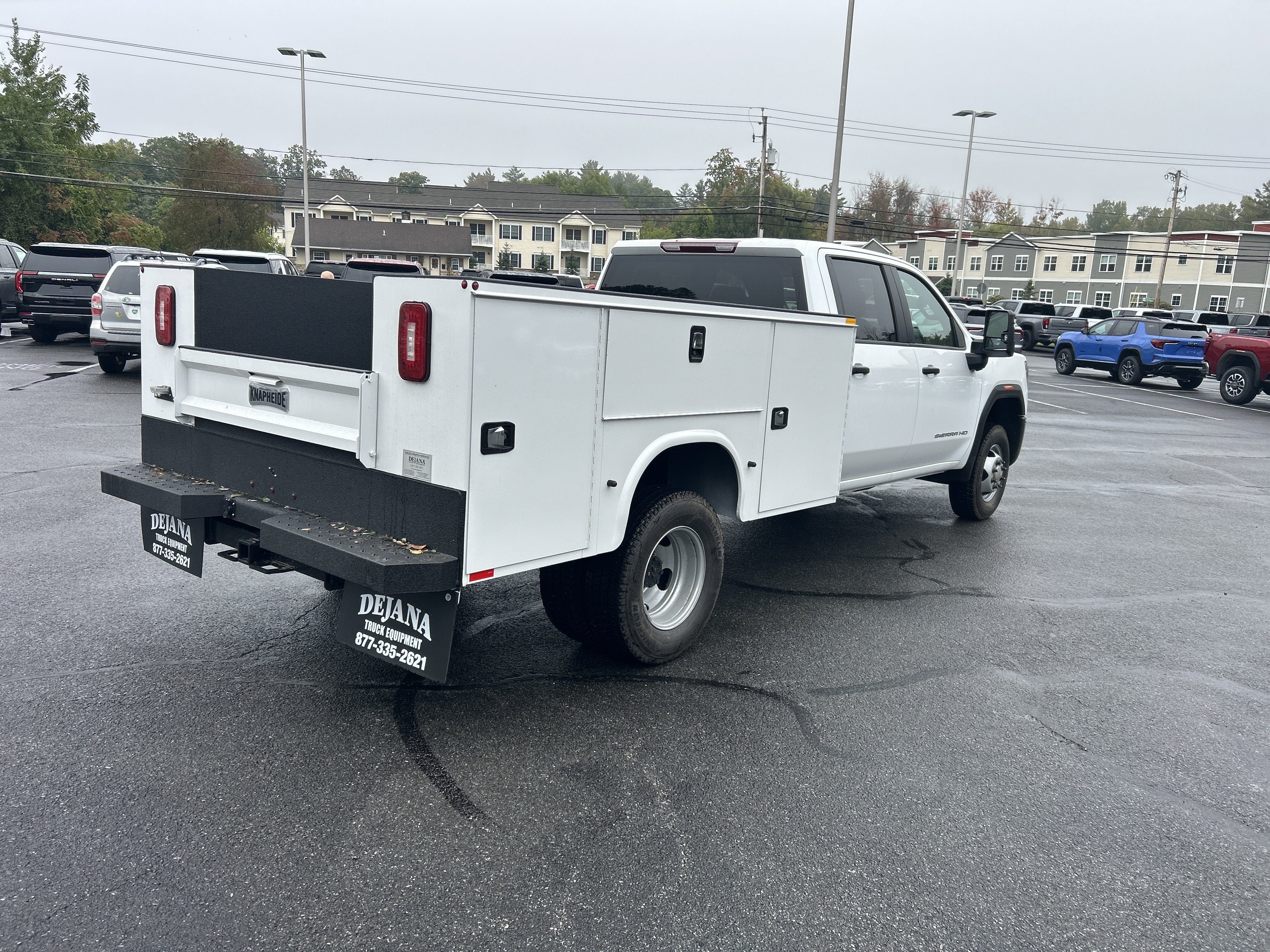 2026 GMC Sierra 3500 HD Chassis Cab Pro