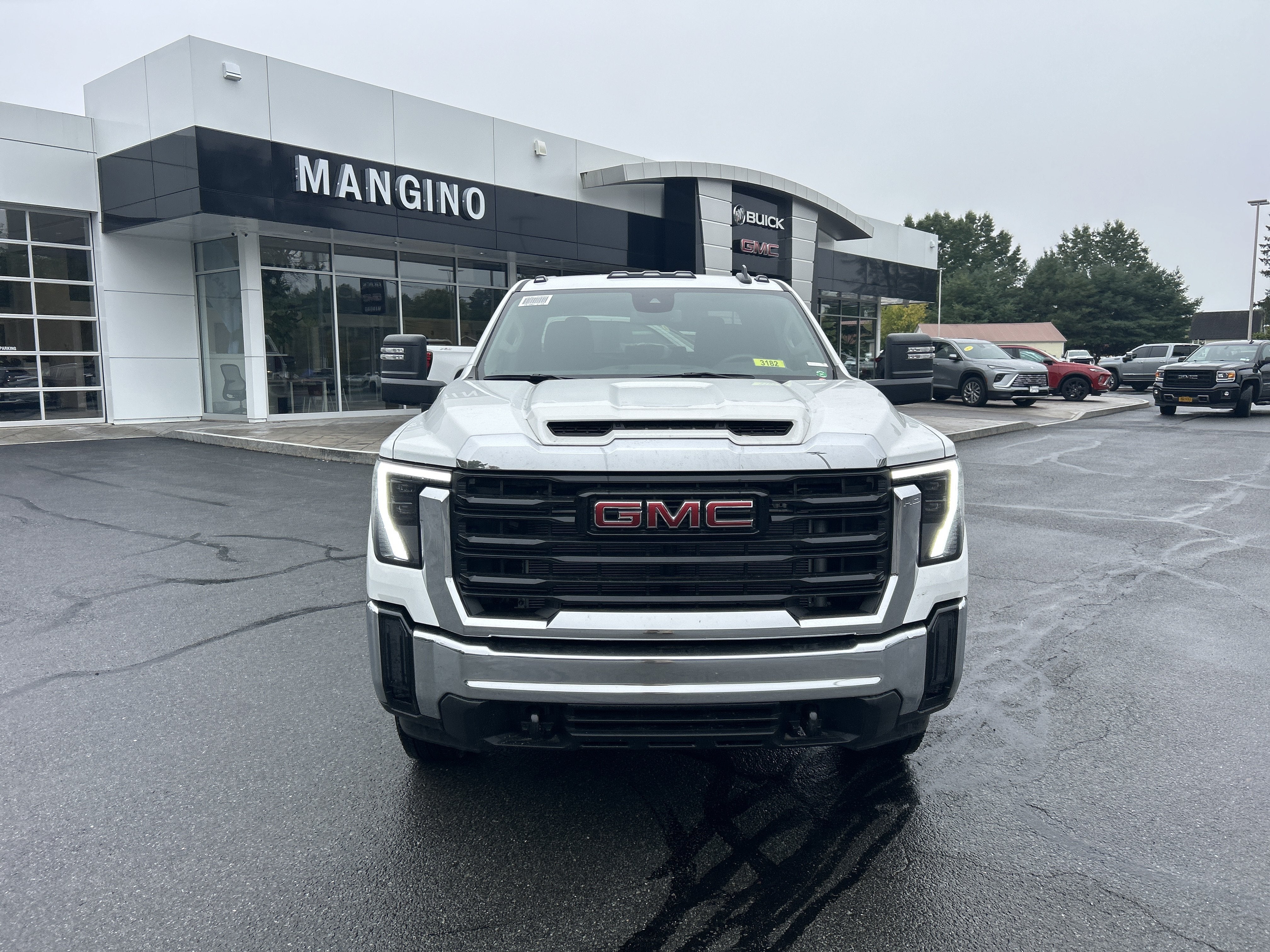 2026 GMC Sierra 3500 HD Chassis Cab Pro