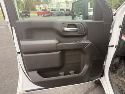 2025 GMC Sierra 3500 HD Chassis Cab Pro