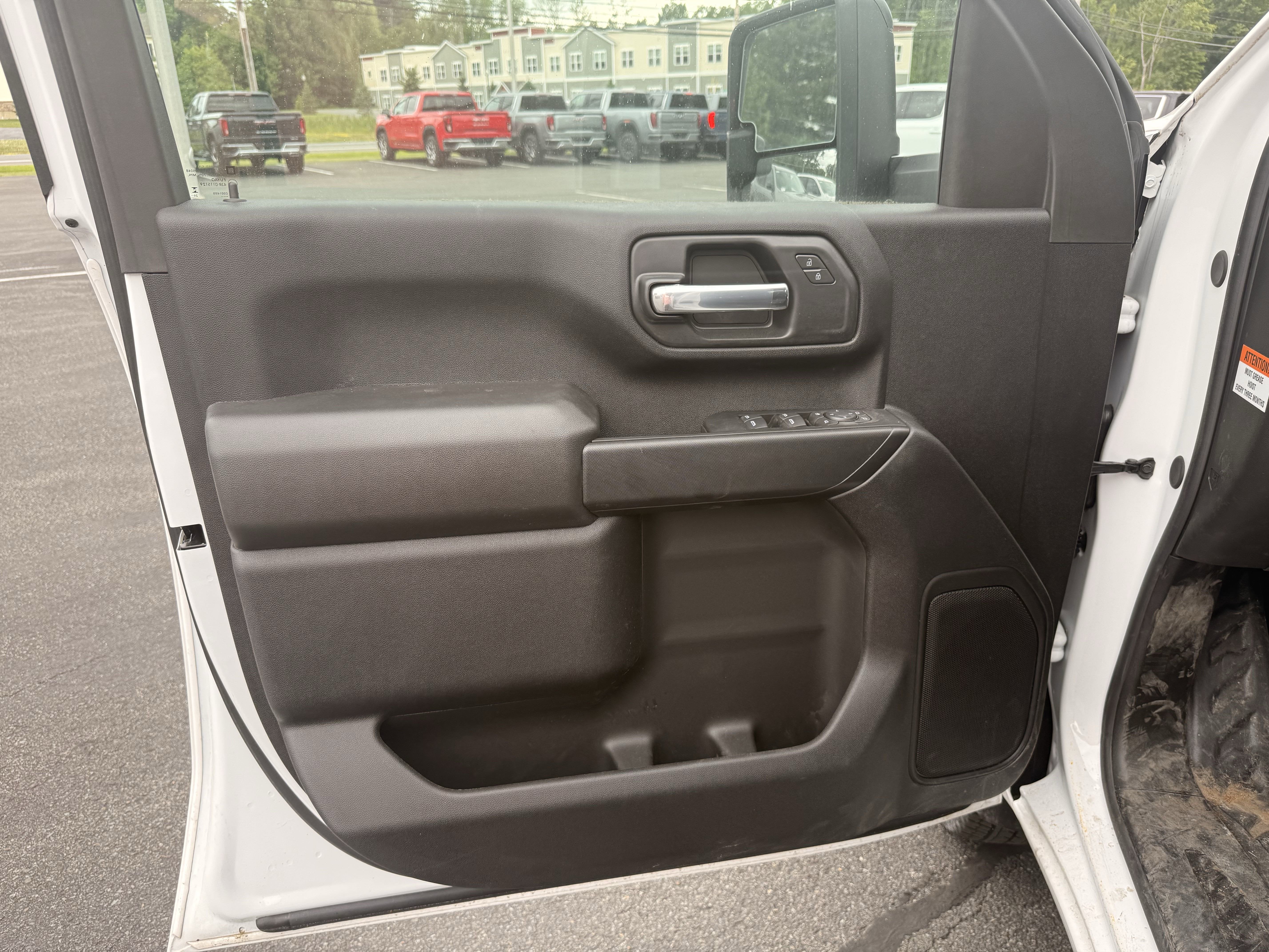 2025 GMC Sierra 3500 HD Chassis Cab Pro