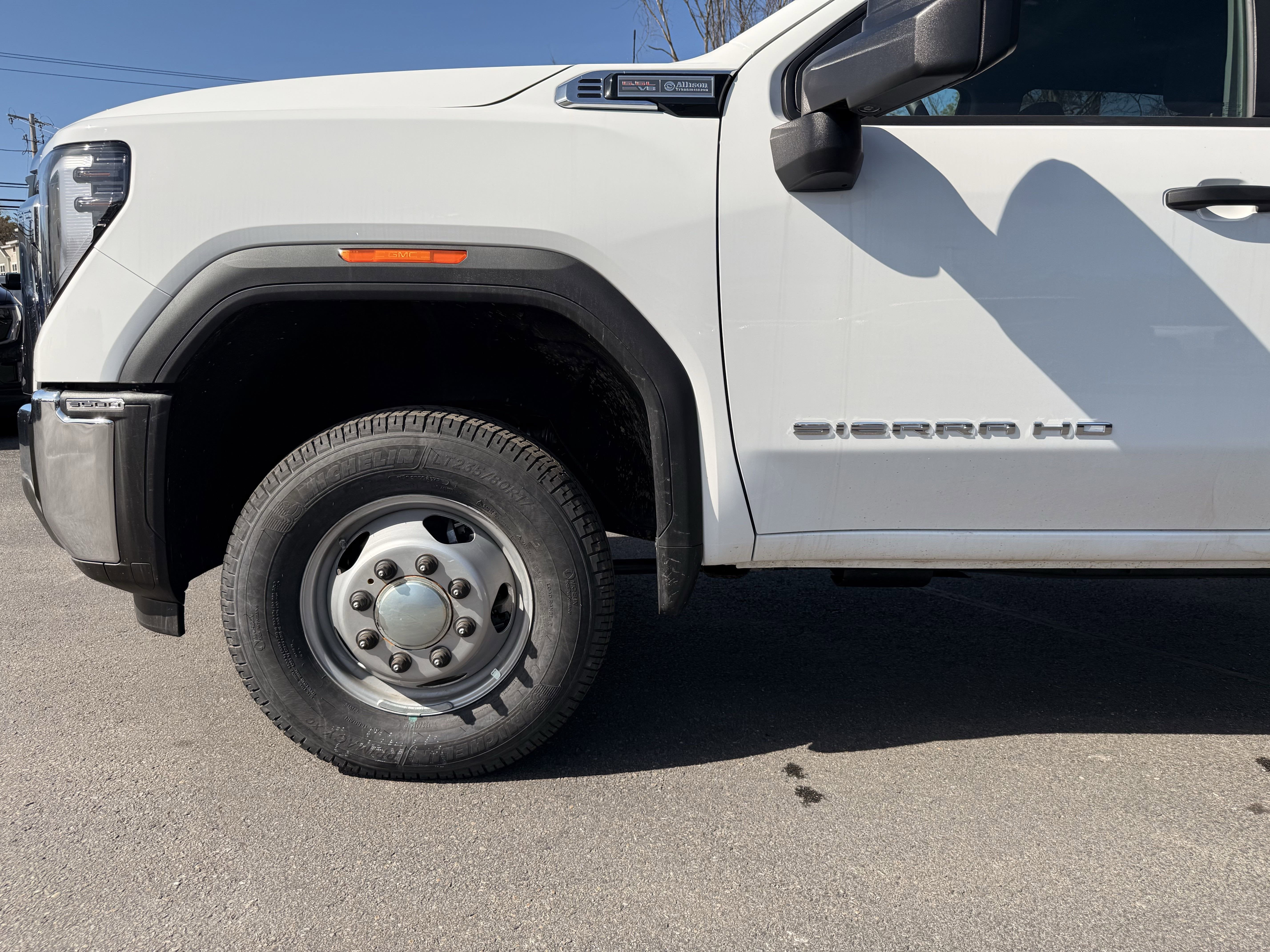 2025 GMC Sierra 3500 HD Chassis Cab Pro