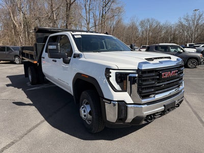 2025 GMC Sierra 3500 HD Chassis Cab Pro