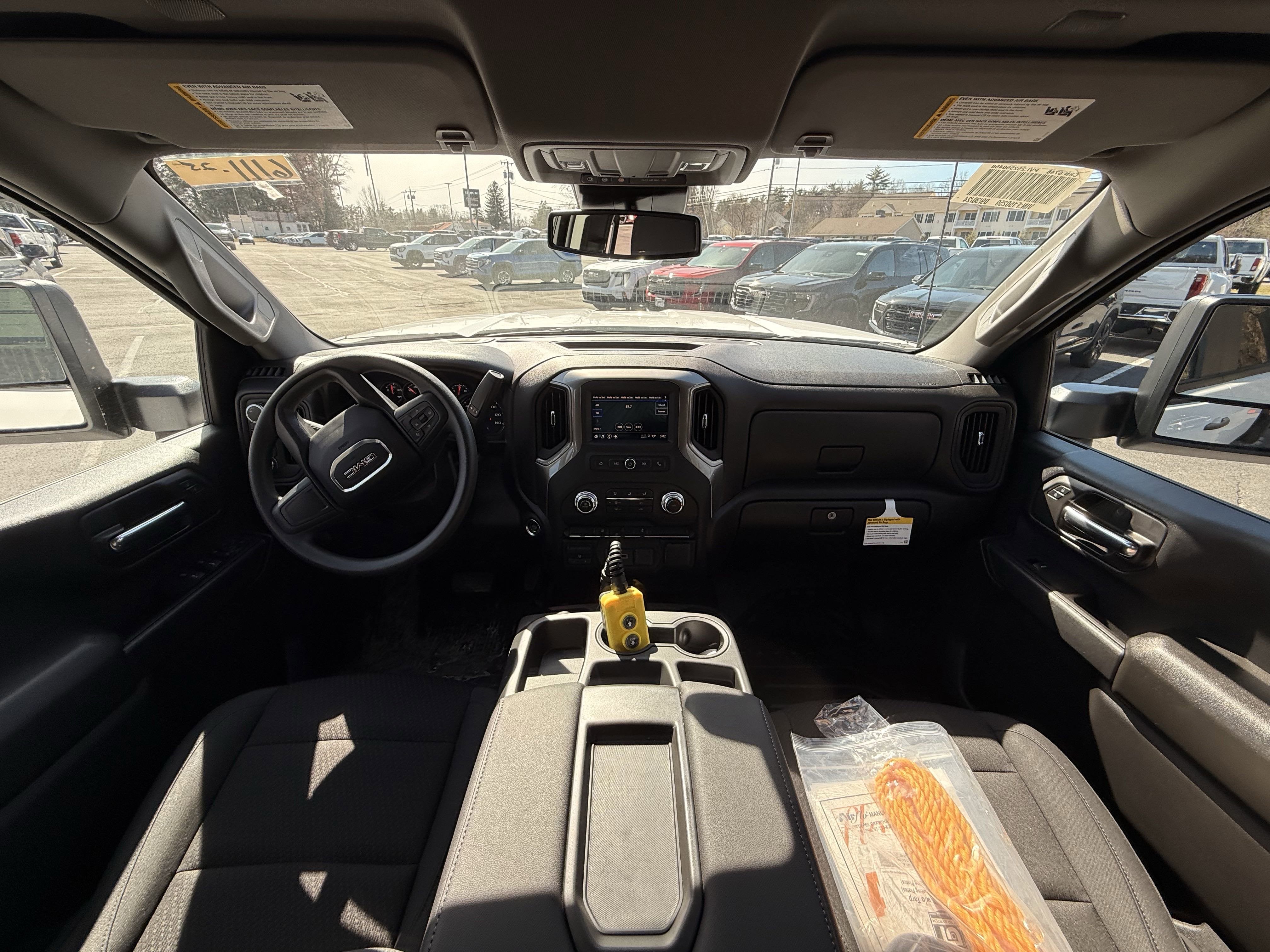 2025 GMC Sierra 3500 HD Chassis Cab Pro