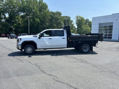 2026 GMC Sierra 3500 HD Chassis Cab Pro