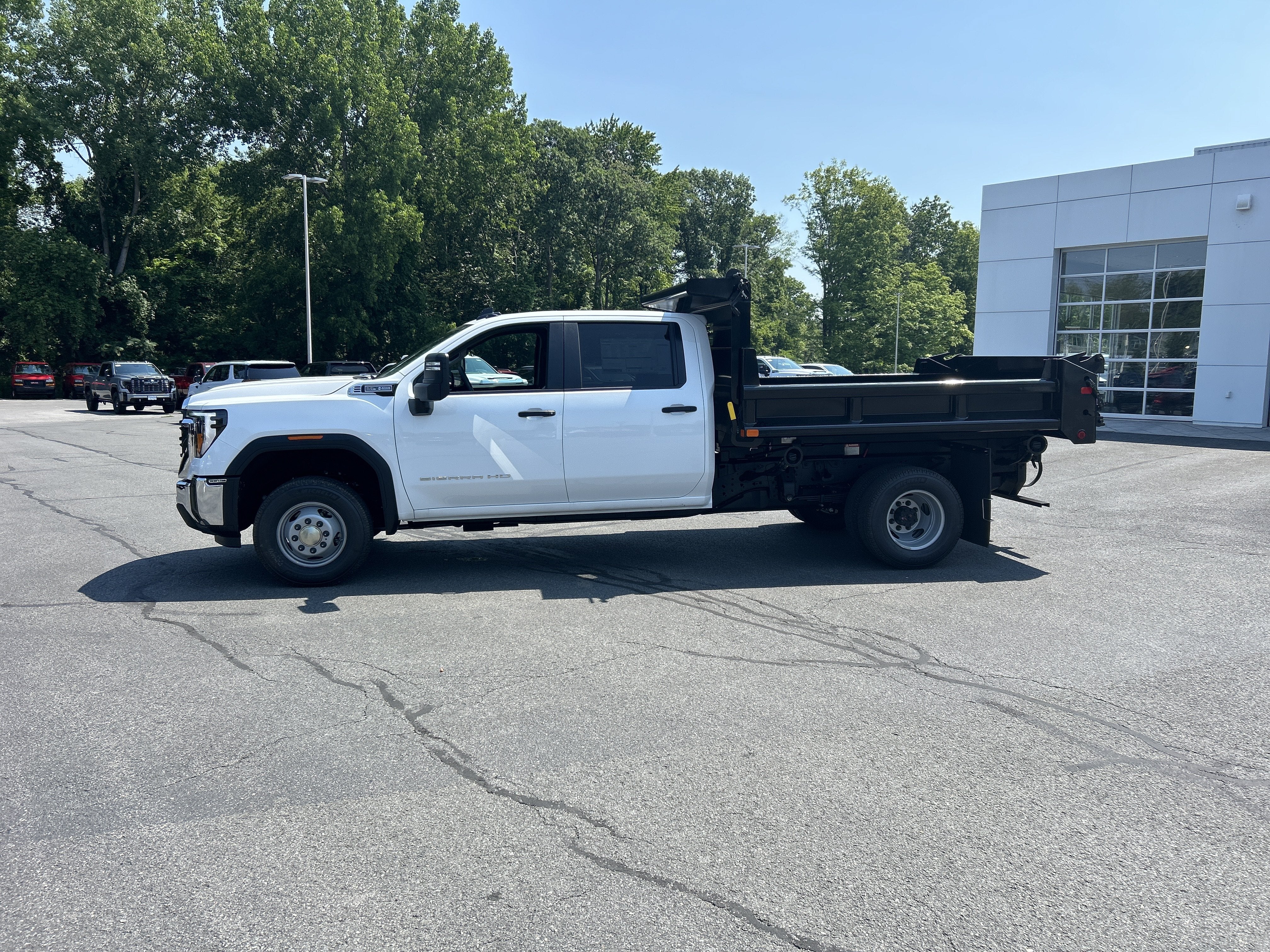 2026 GMC Sierra 3500 HD Chassis Cab Pro