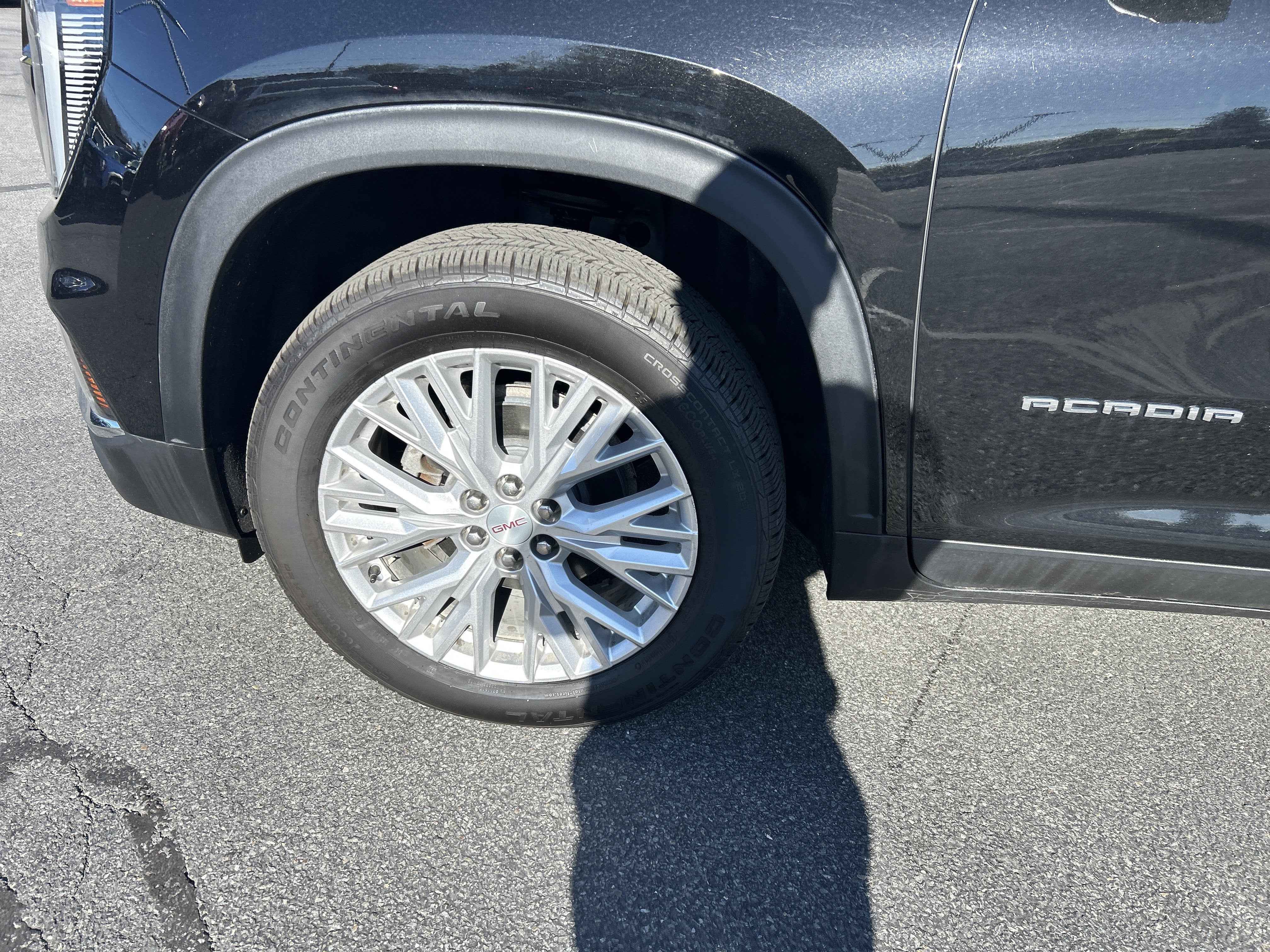 2024 GMC Acadia Elevation
