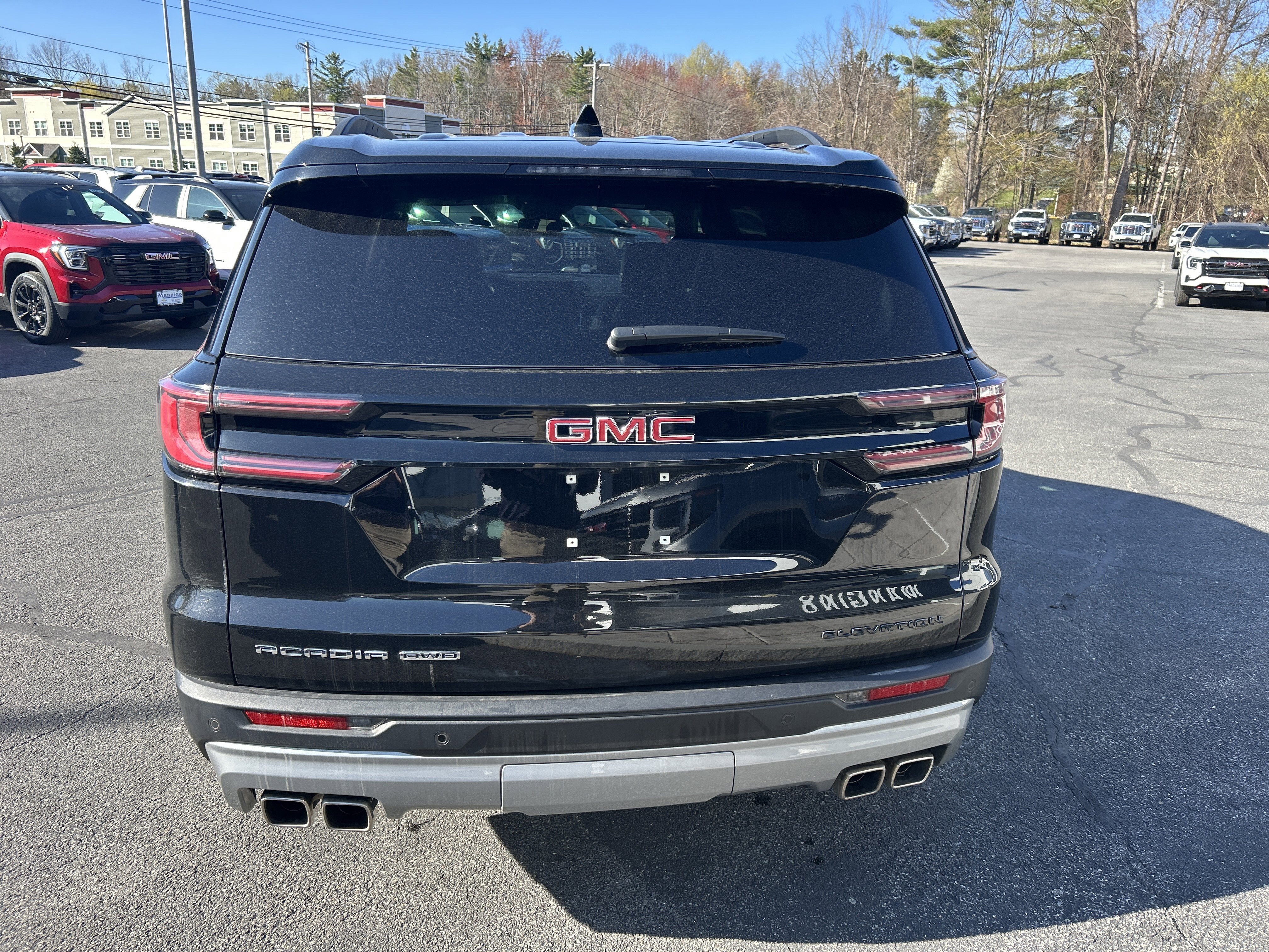 2024 GMC Acadia Elevation