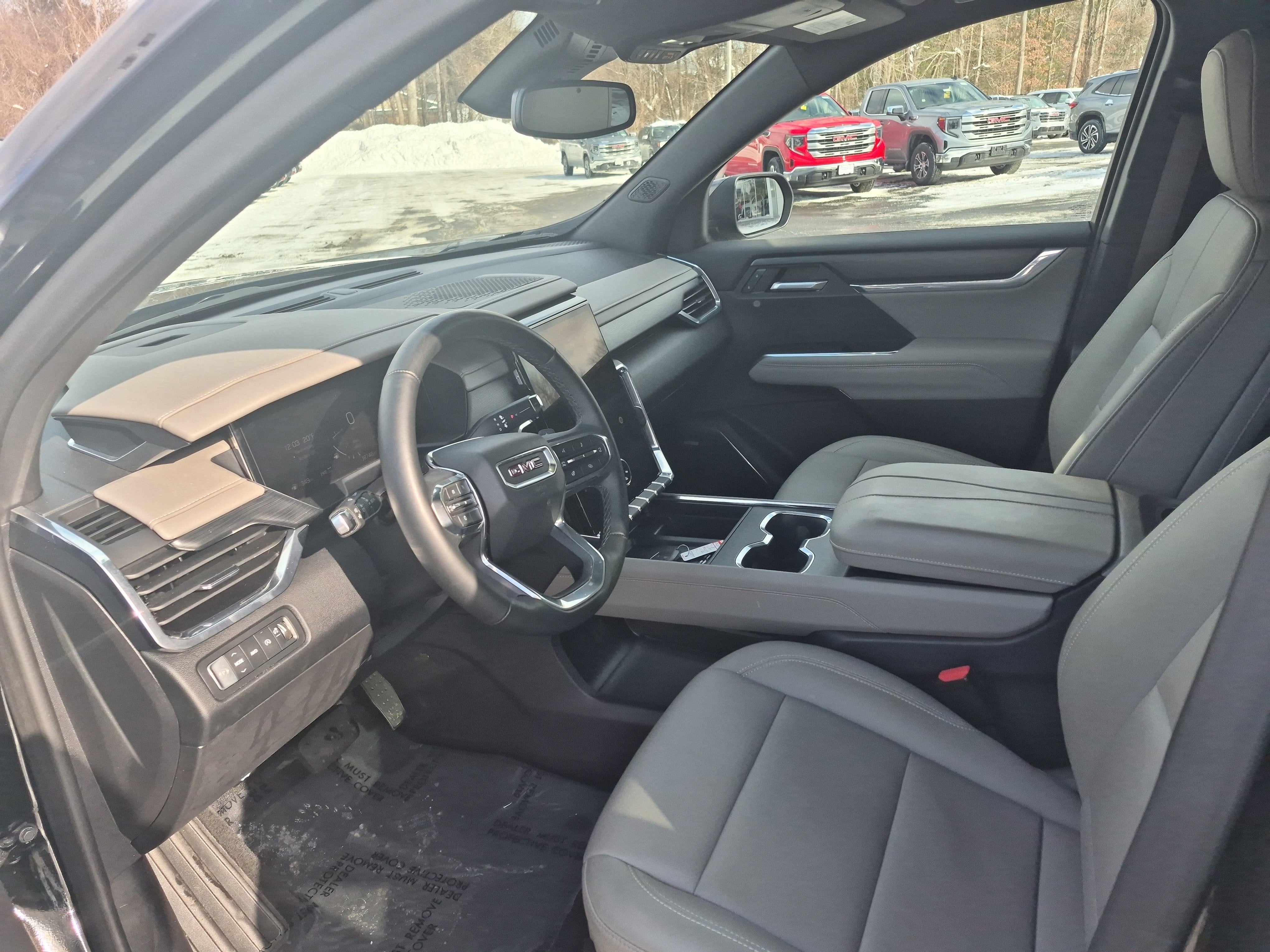 2024 GMC Acadia Elevation