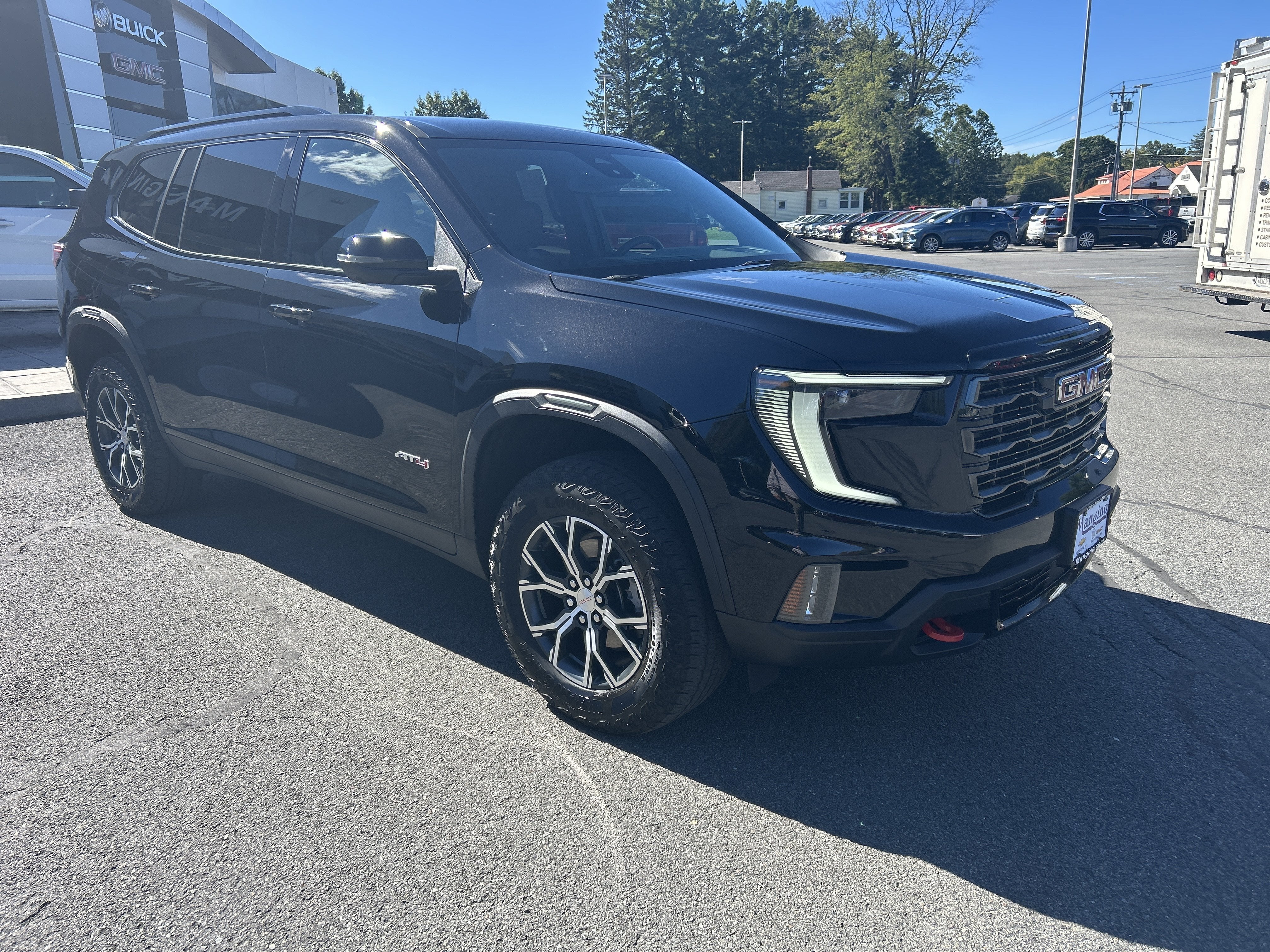 2024 GMC Acadia AT4
