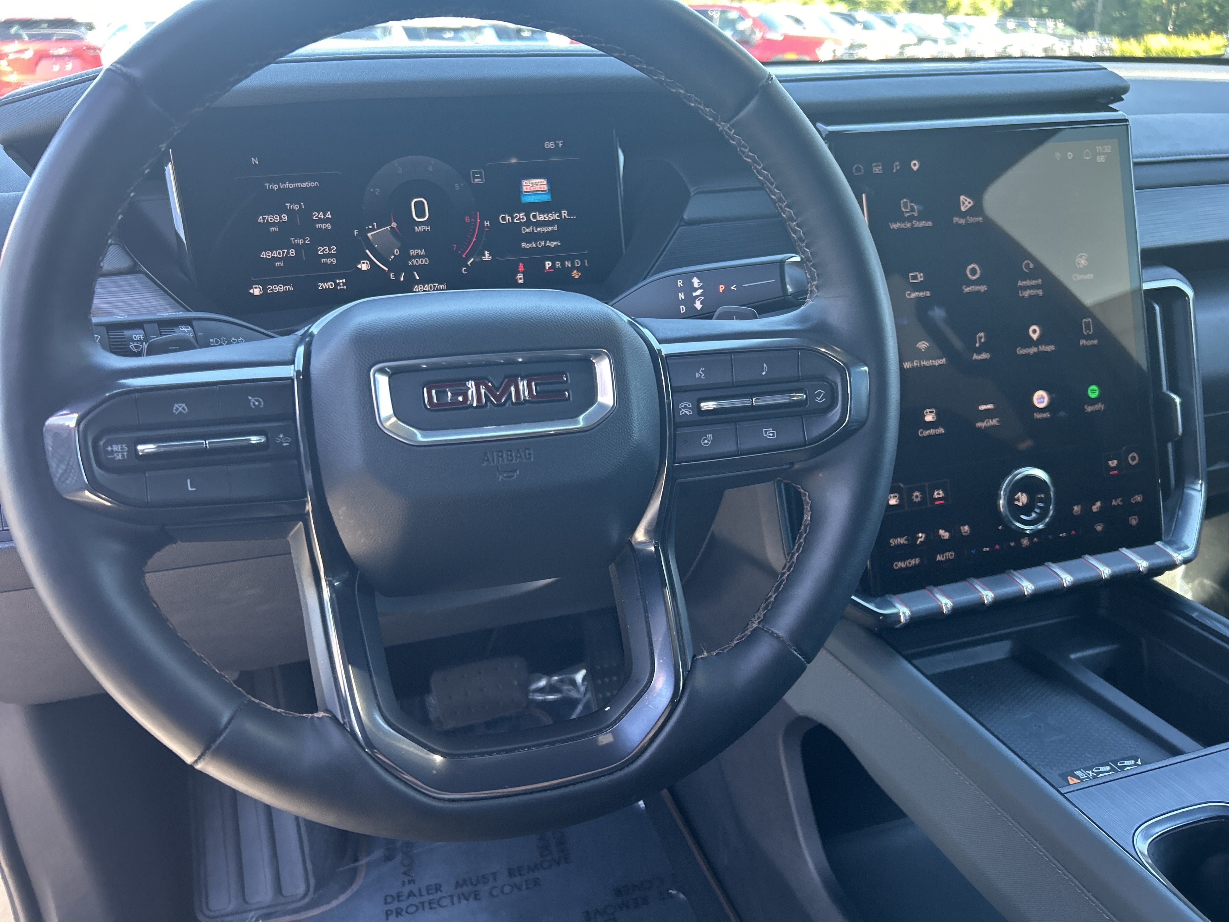 2024 GMC Acadia AT4