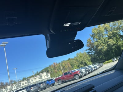 2024 GMC Acadia AT4