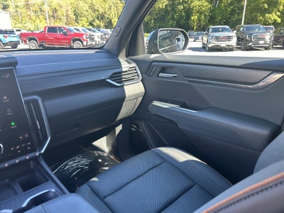 2024 GMC Acadia AT4