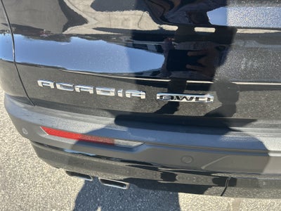 2024 GMC Acadia AT4