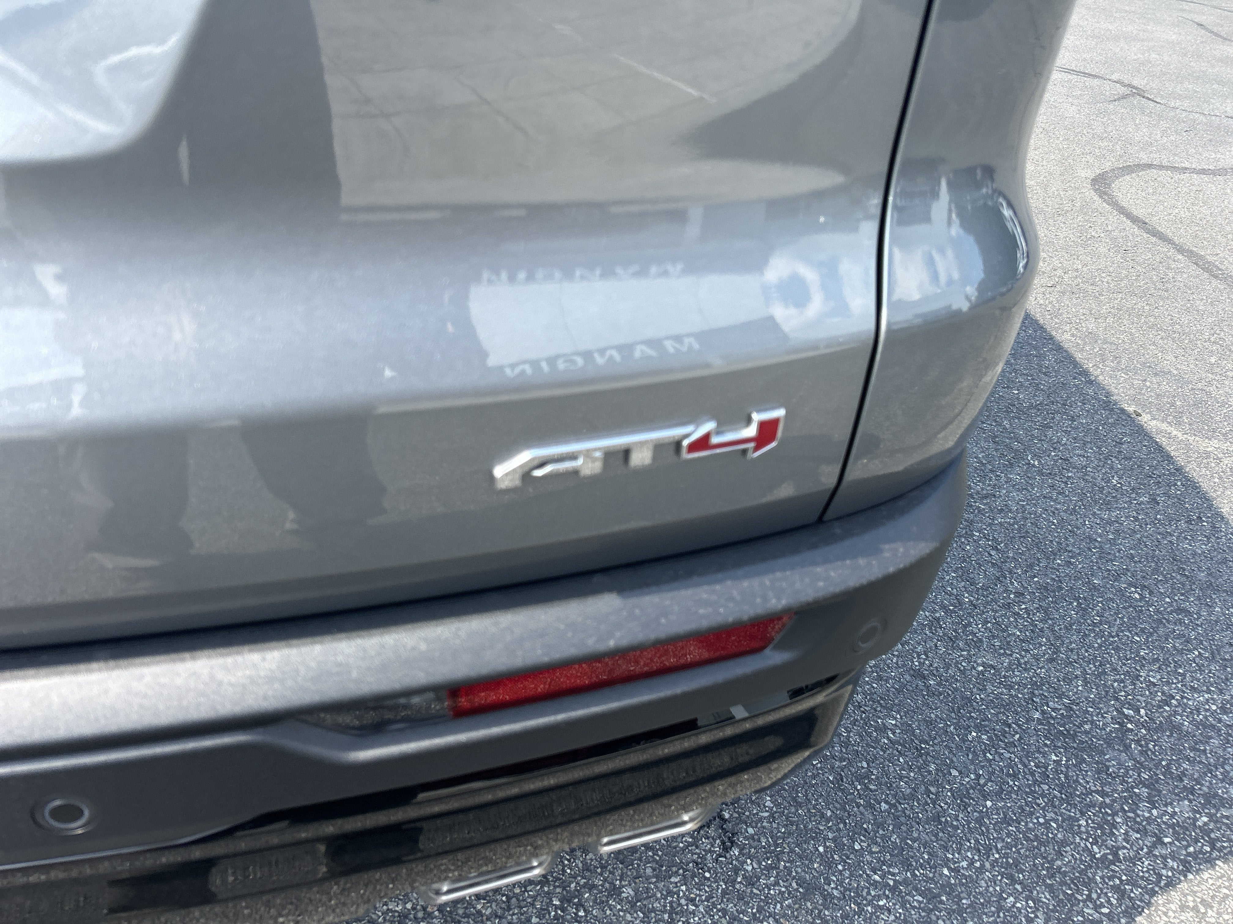 2026 GMC Acadia AT4