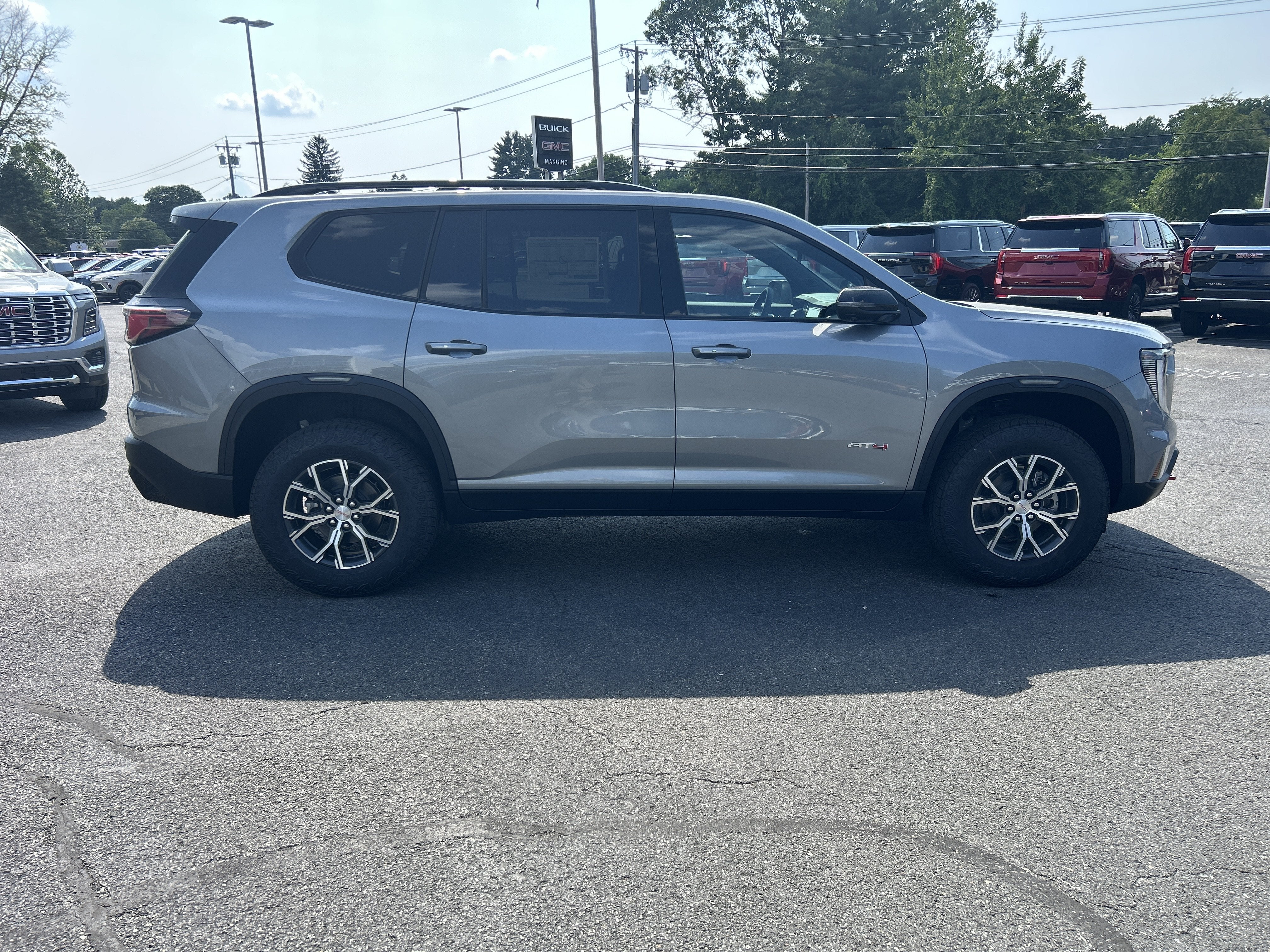 2026 GMC Acadia AT4