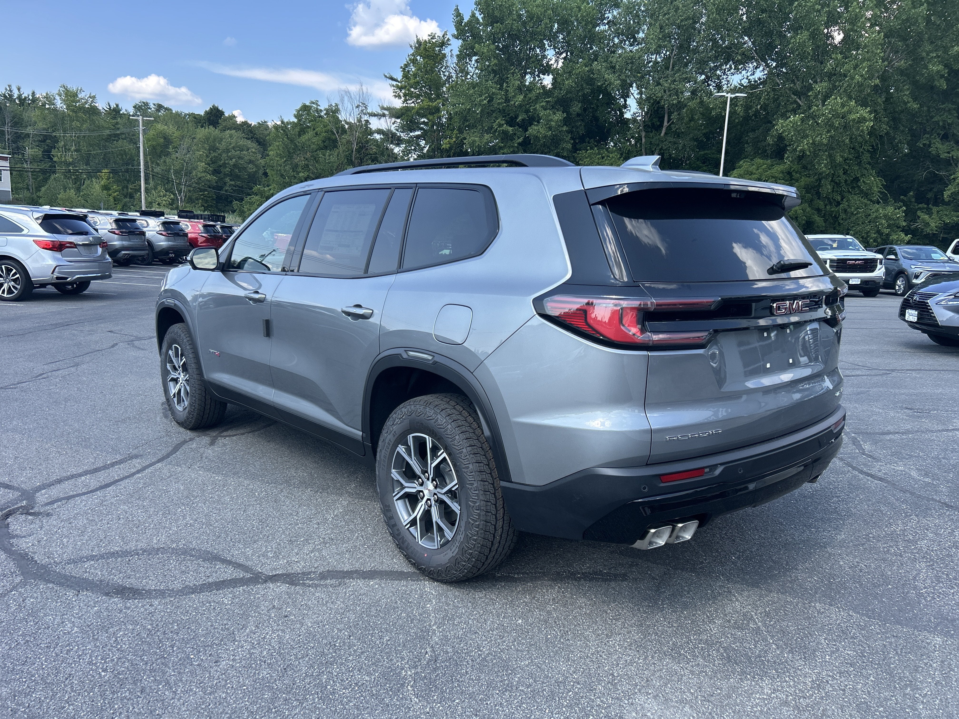 2026 GMC Acadia AT4