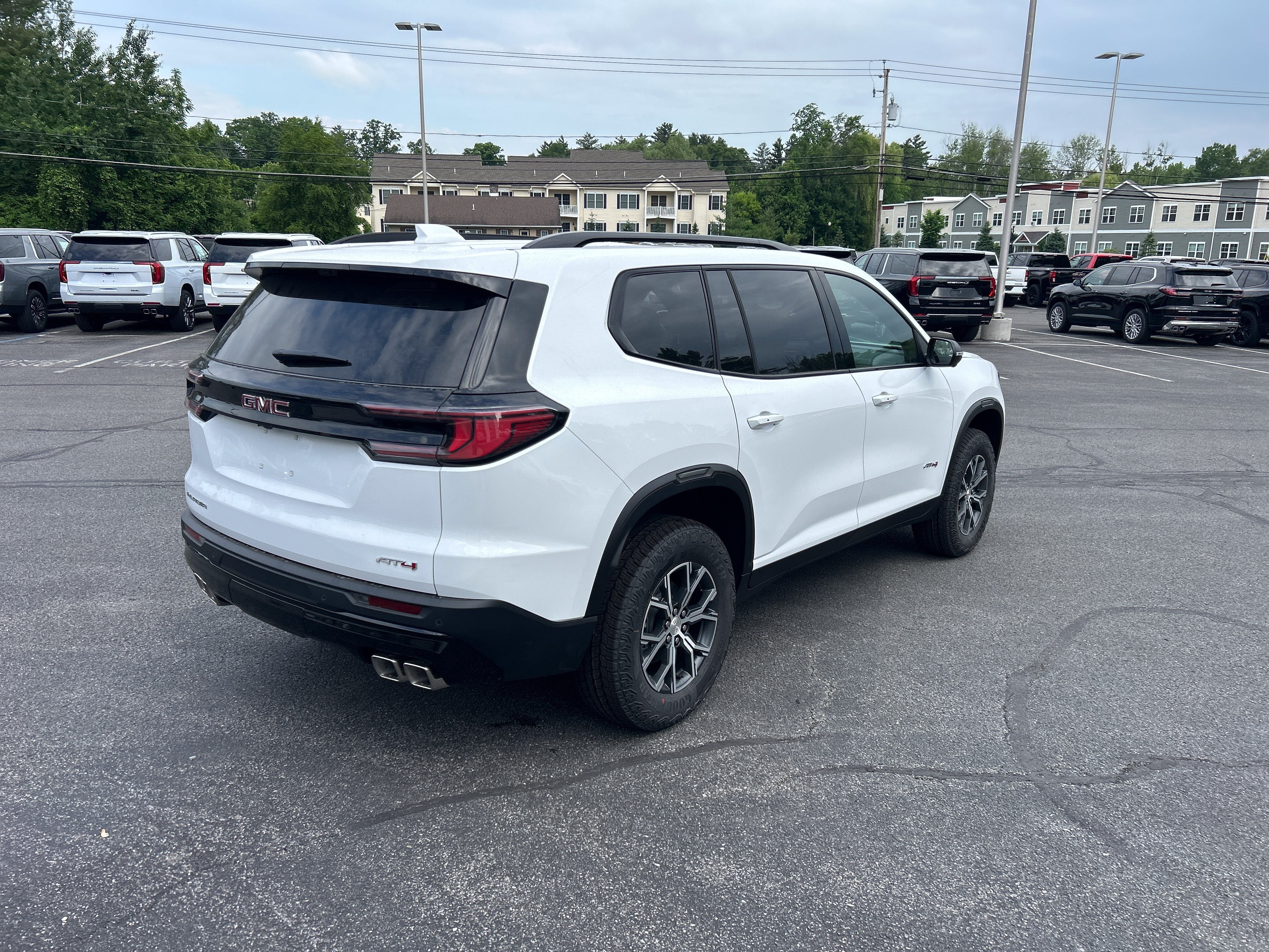 2026 GMC Acadia AT4