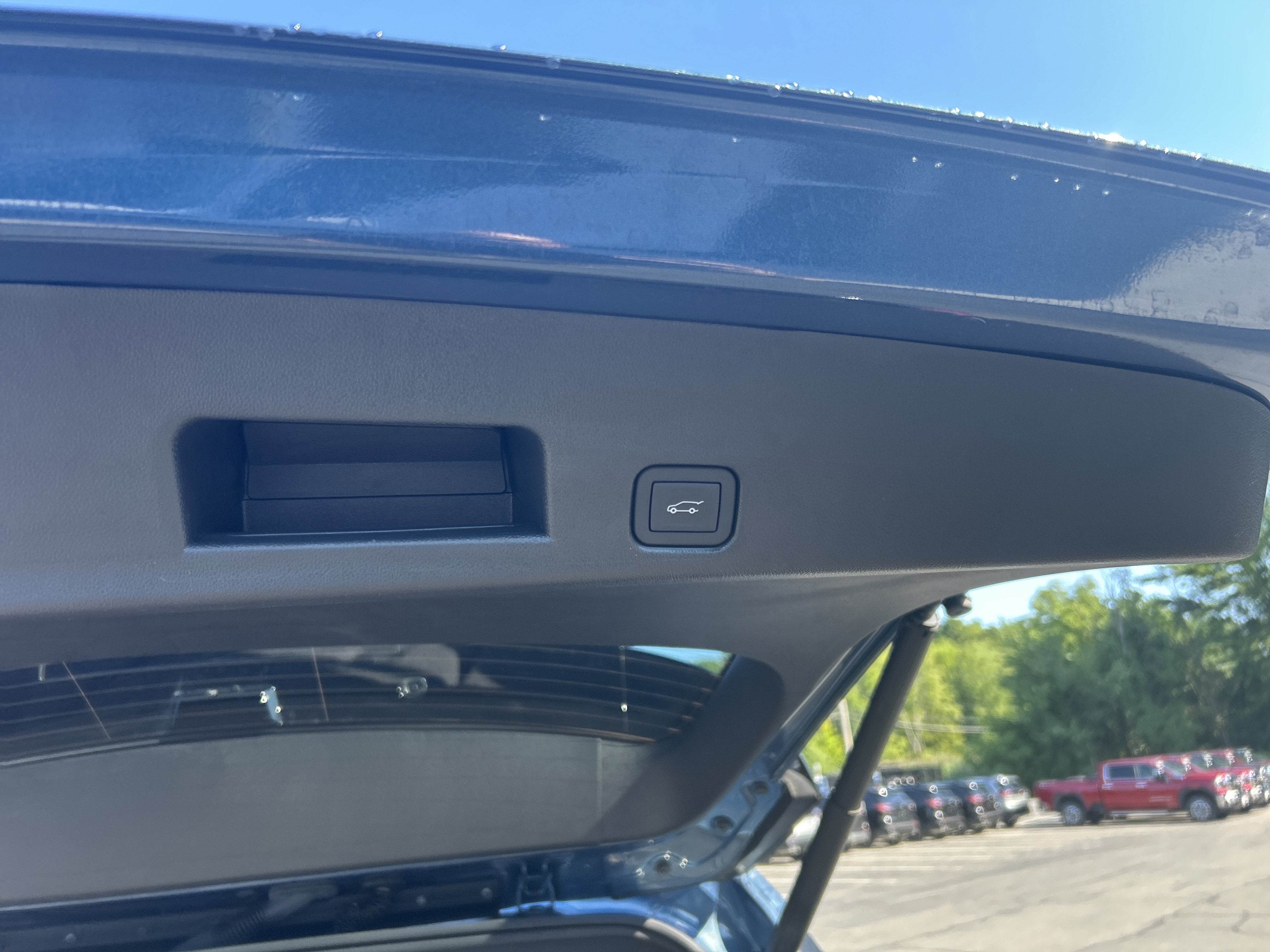 2025 GMC Acadia Denali