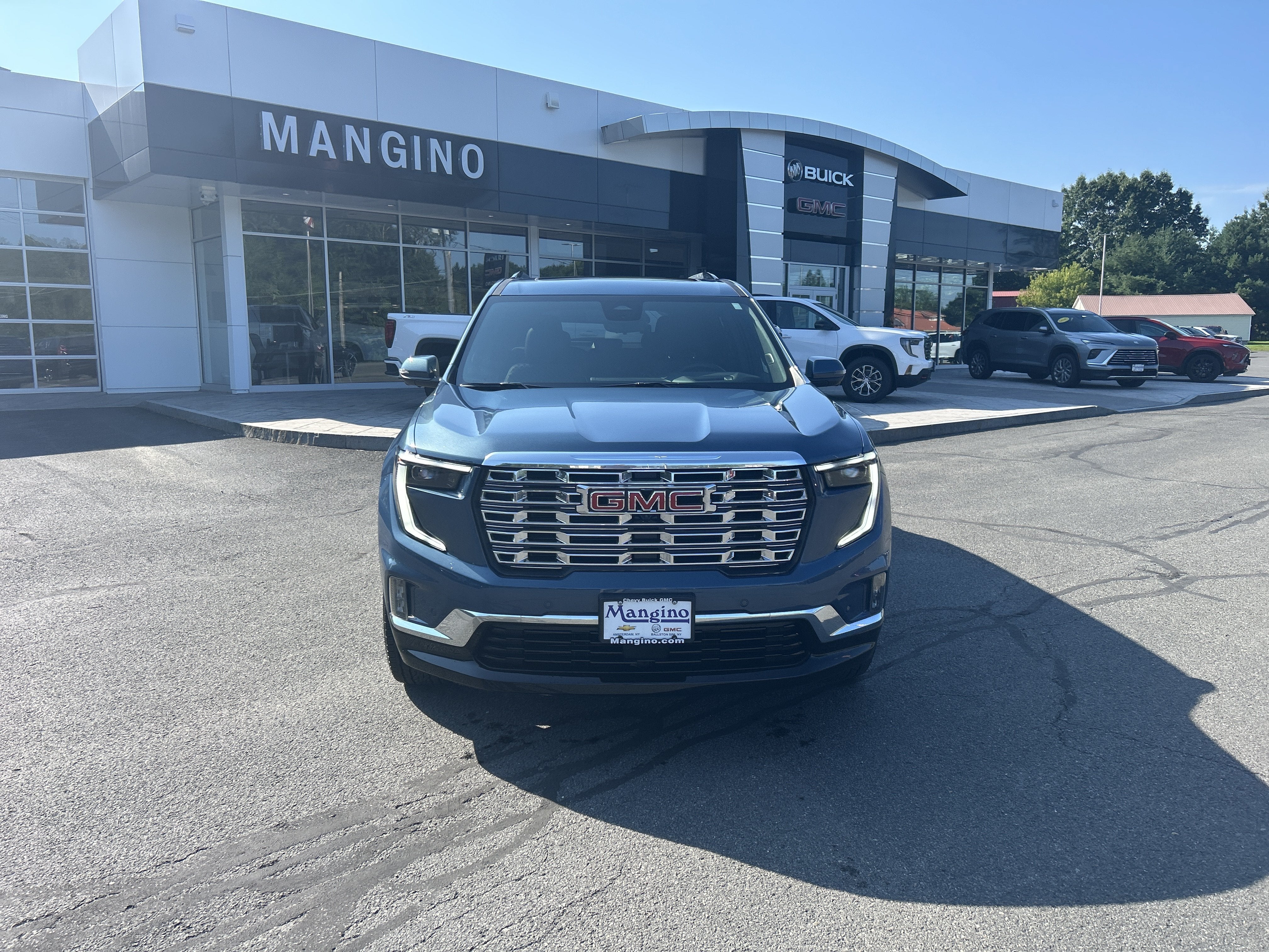 2025 GMC Acadia Denali