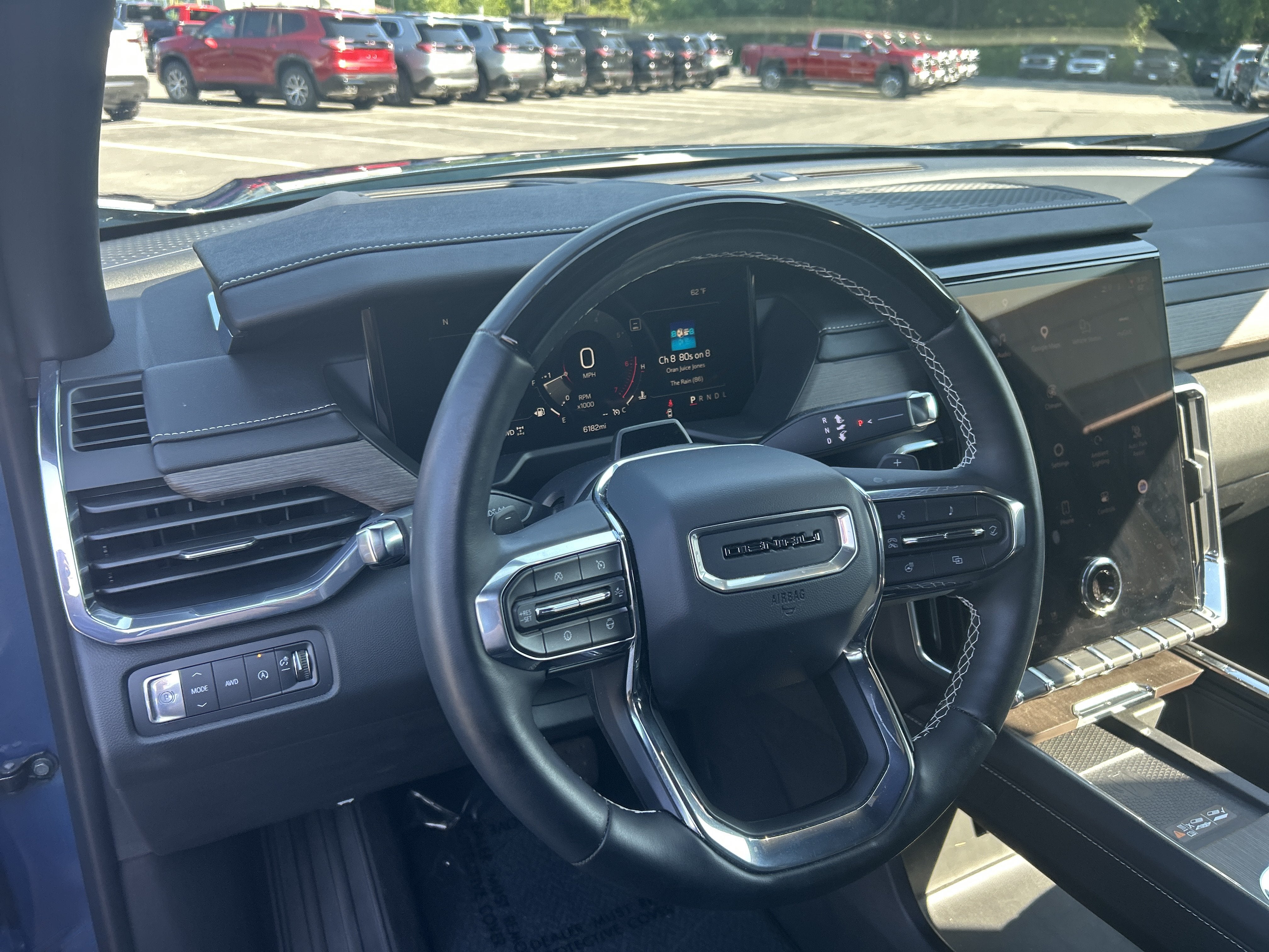 2025 GMC Acadia Denali