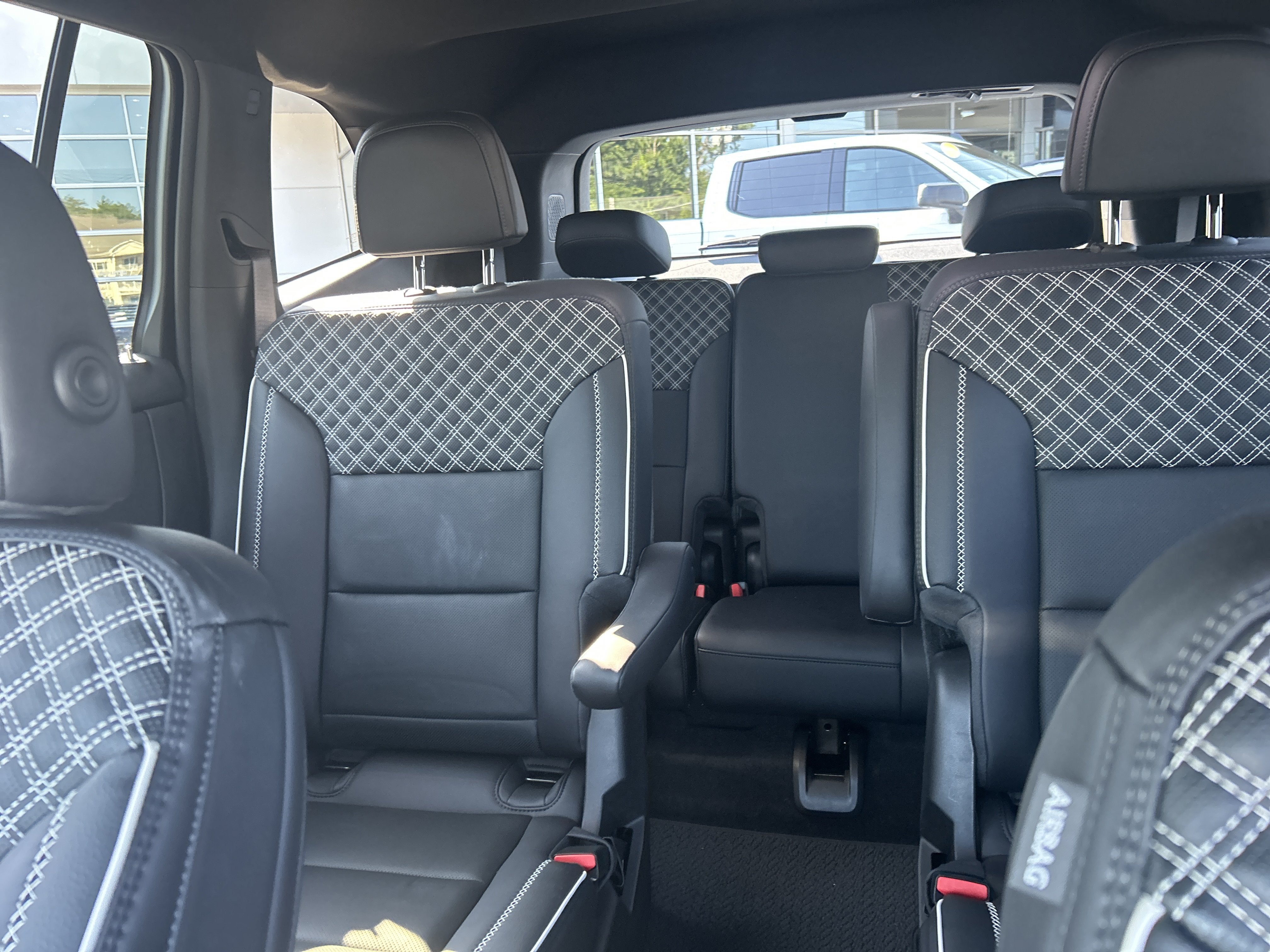 2025 GMC Acadia Denali