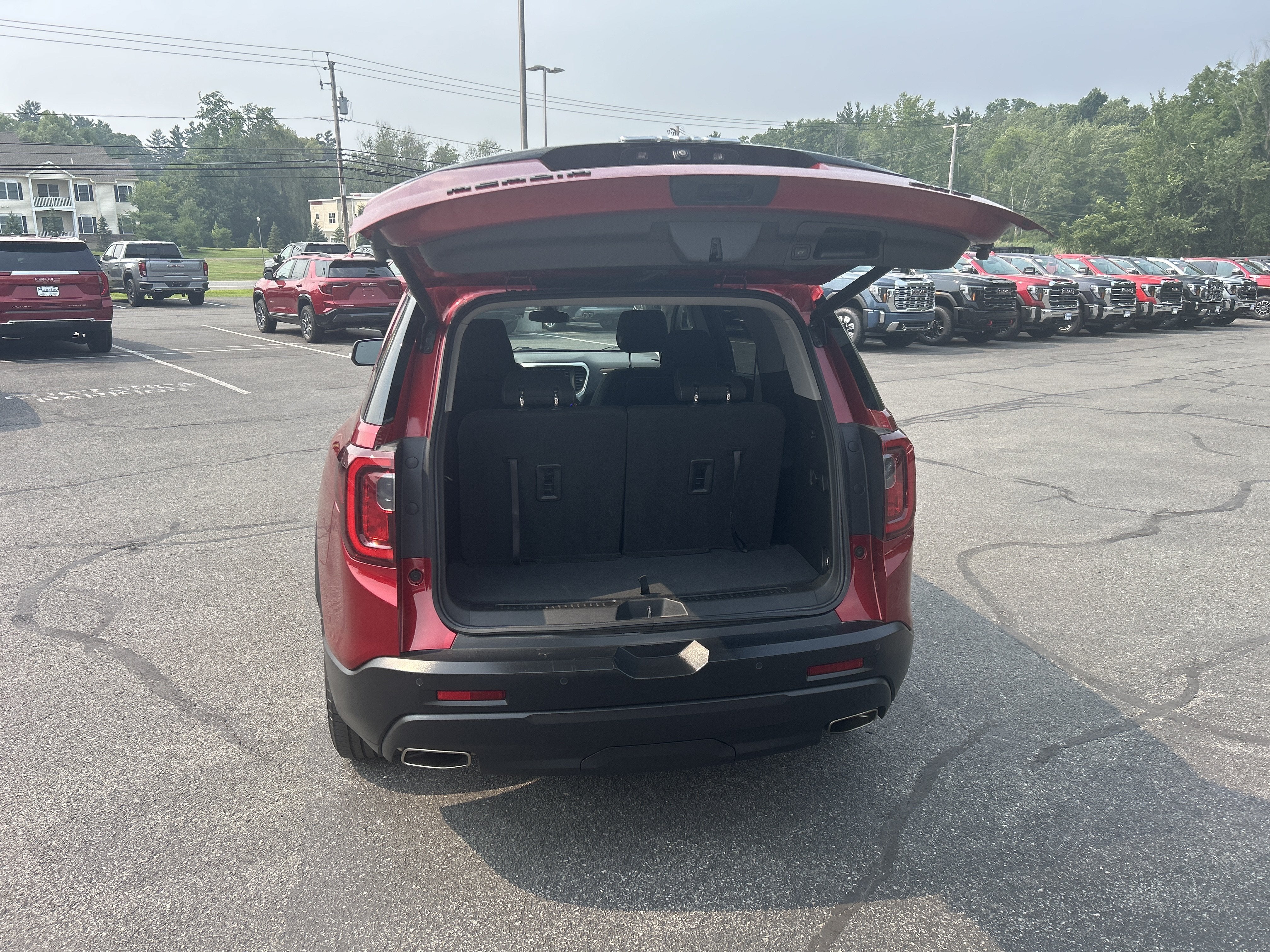 2023 GMC Acadia SLE