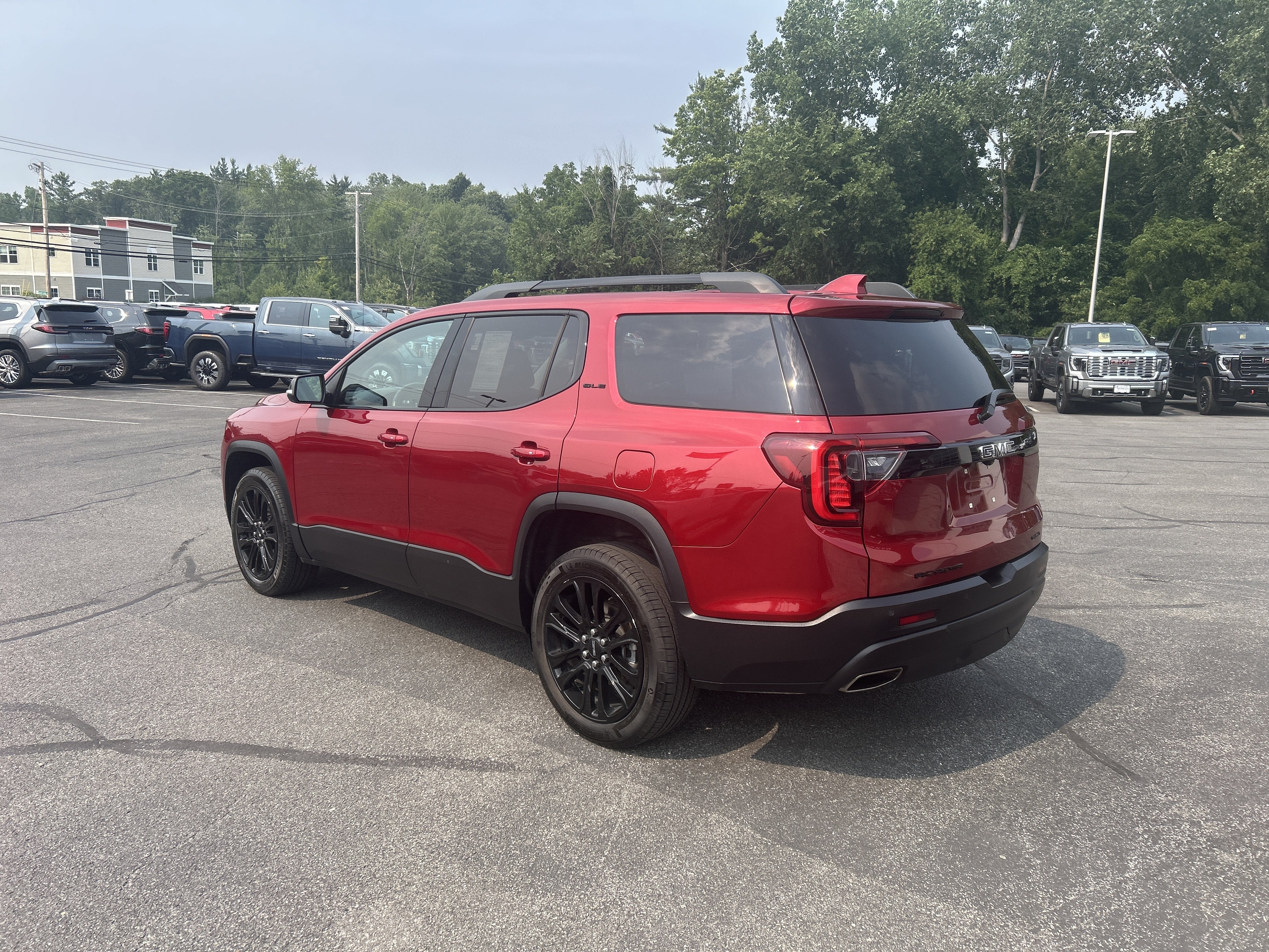 2023 GMC Acadia SLE