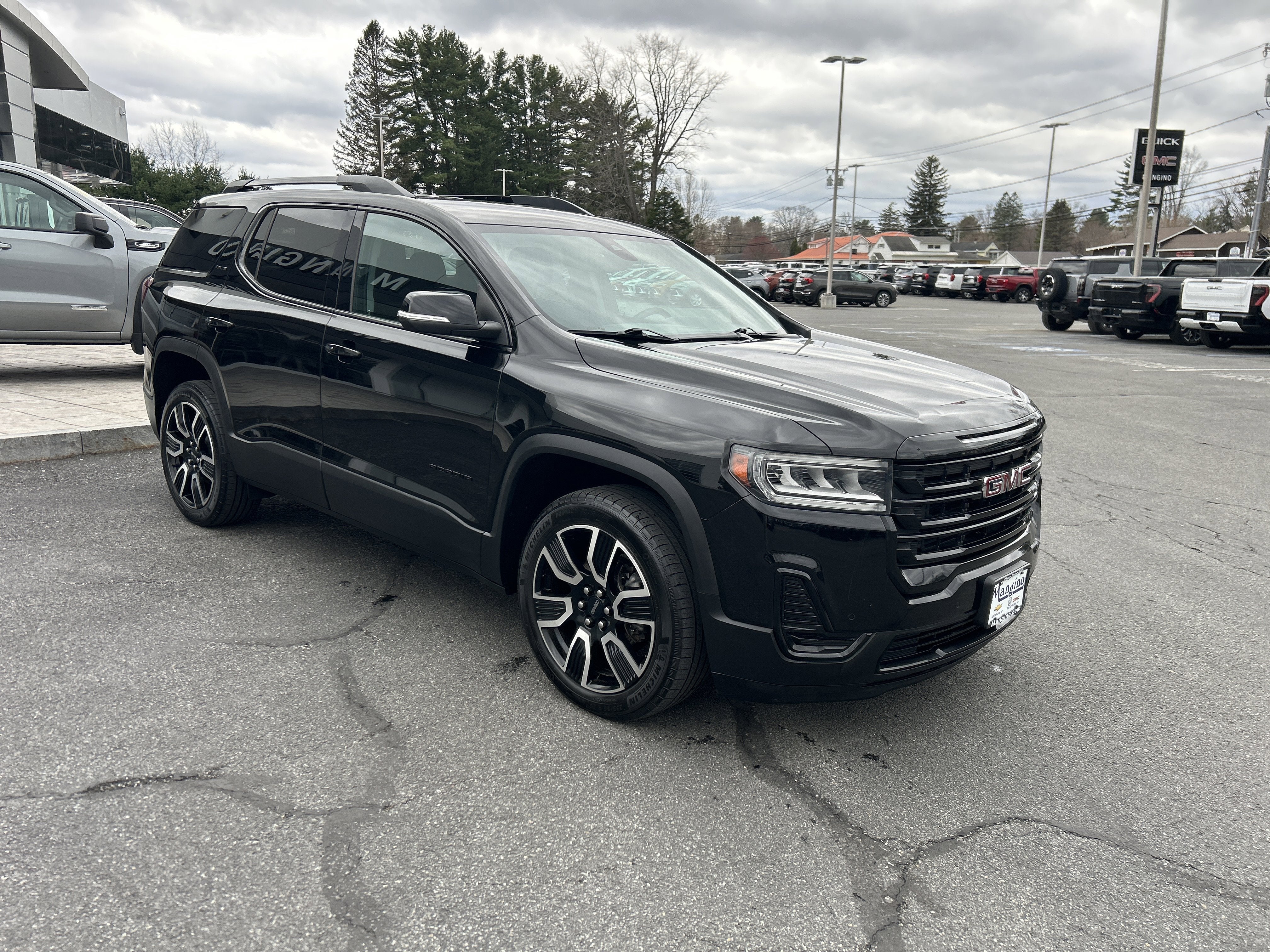 2021 GMC Acadia SLE