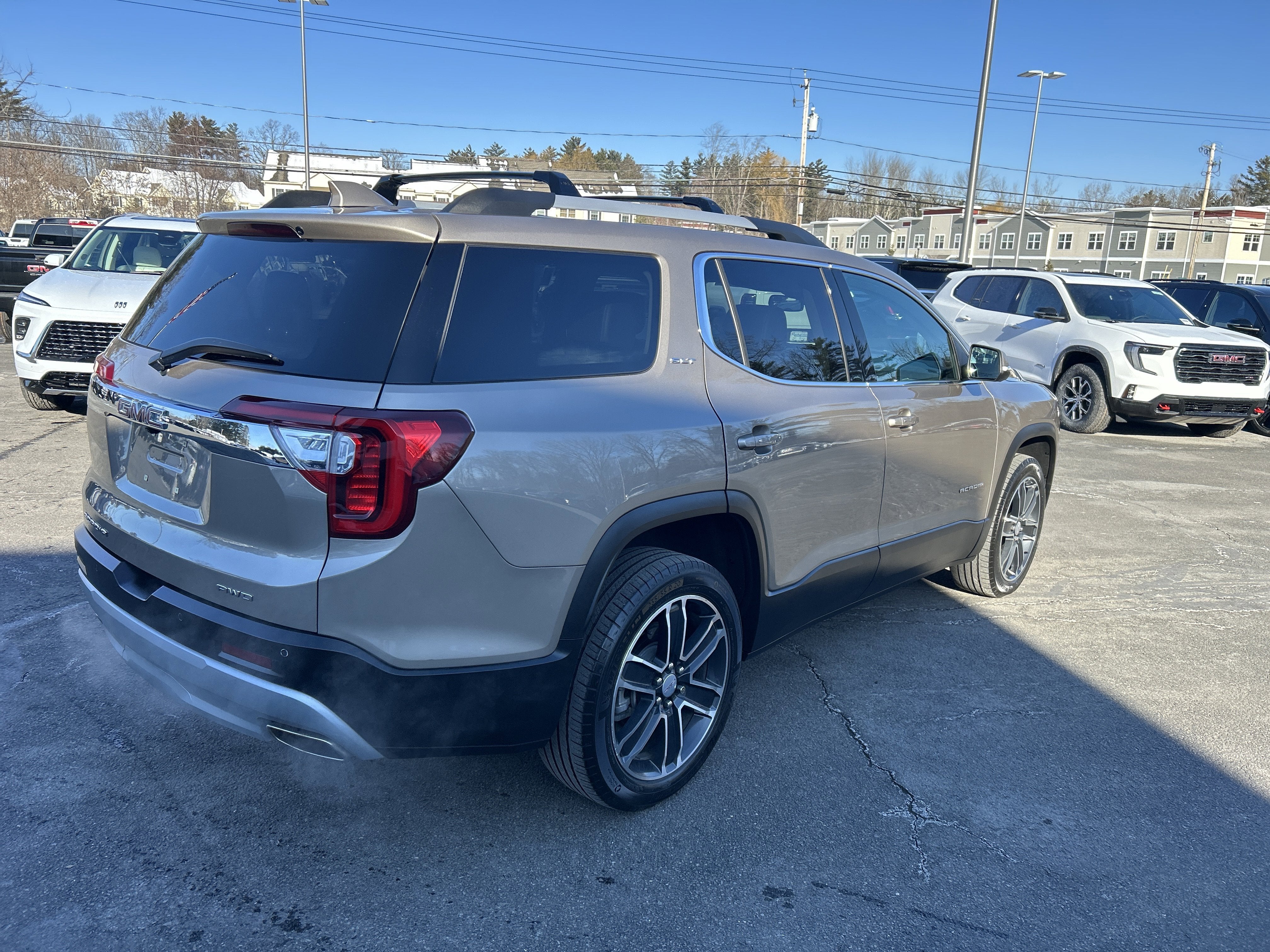 2022 GMC Acadia SLT