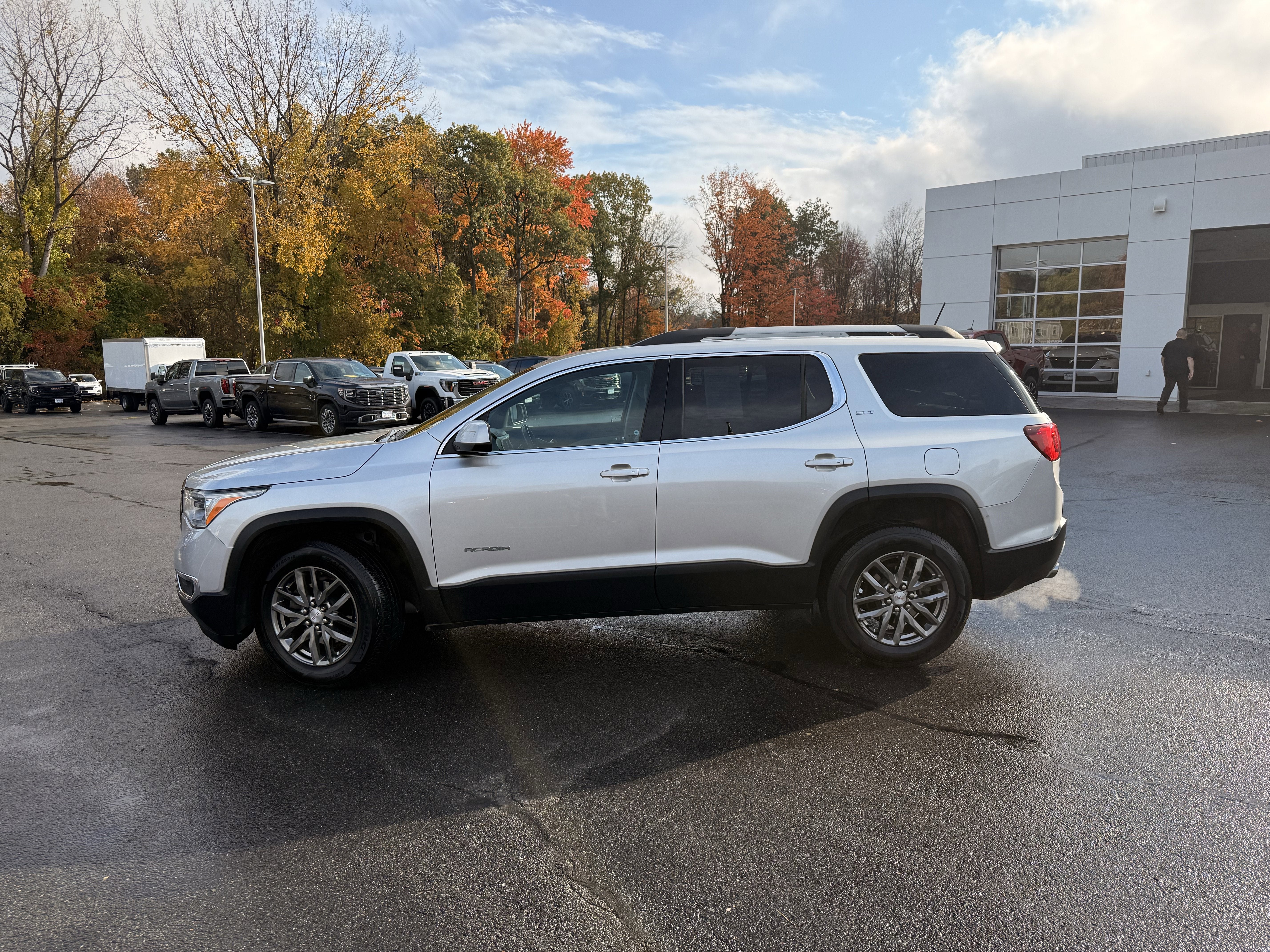 2019 GMC Acadia SLT