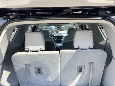 2021 GMC Acadia SLT