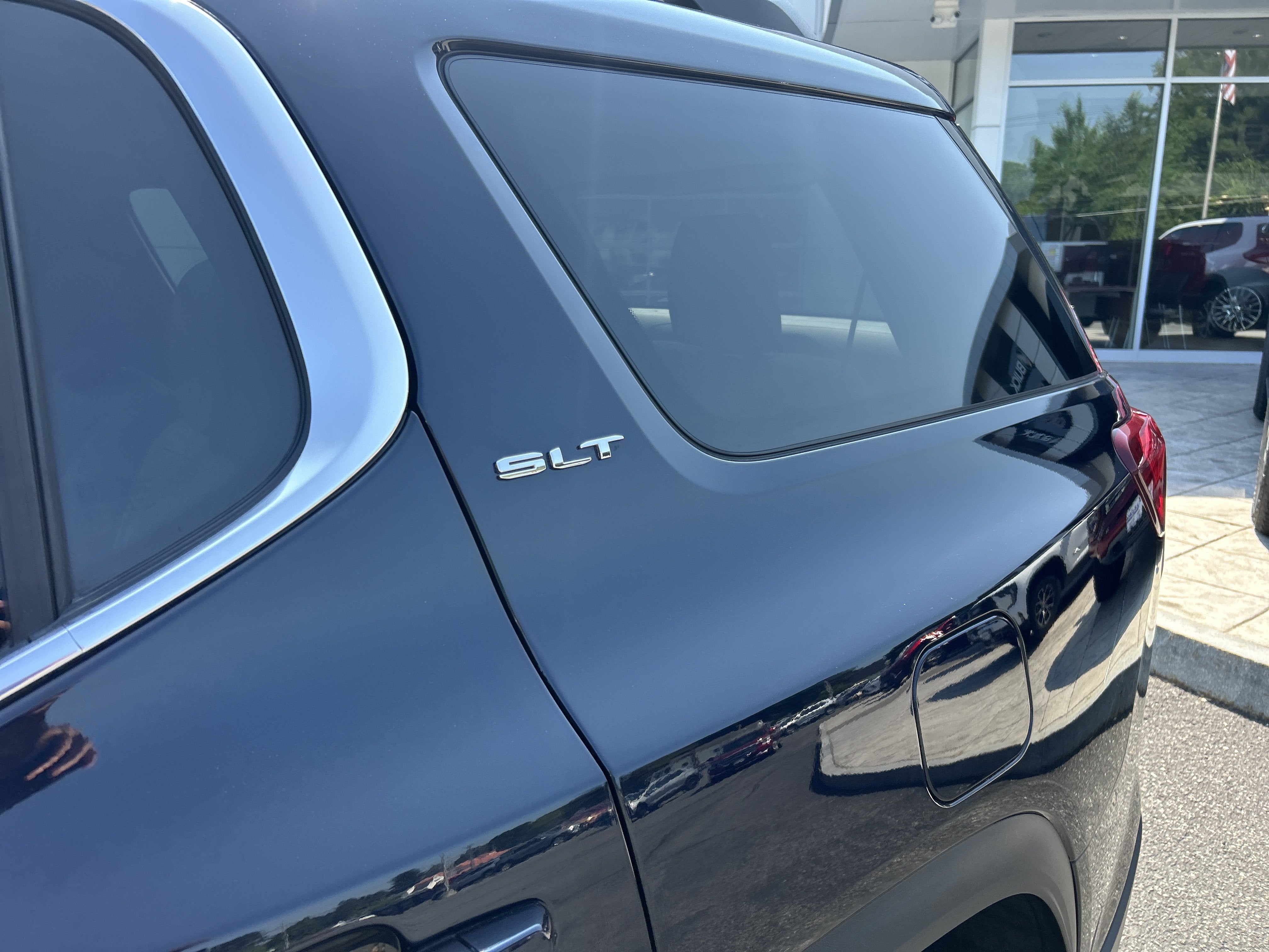 2021 GMC Acadia SLT