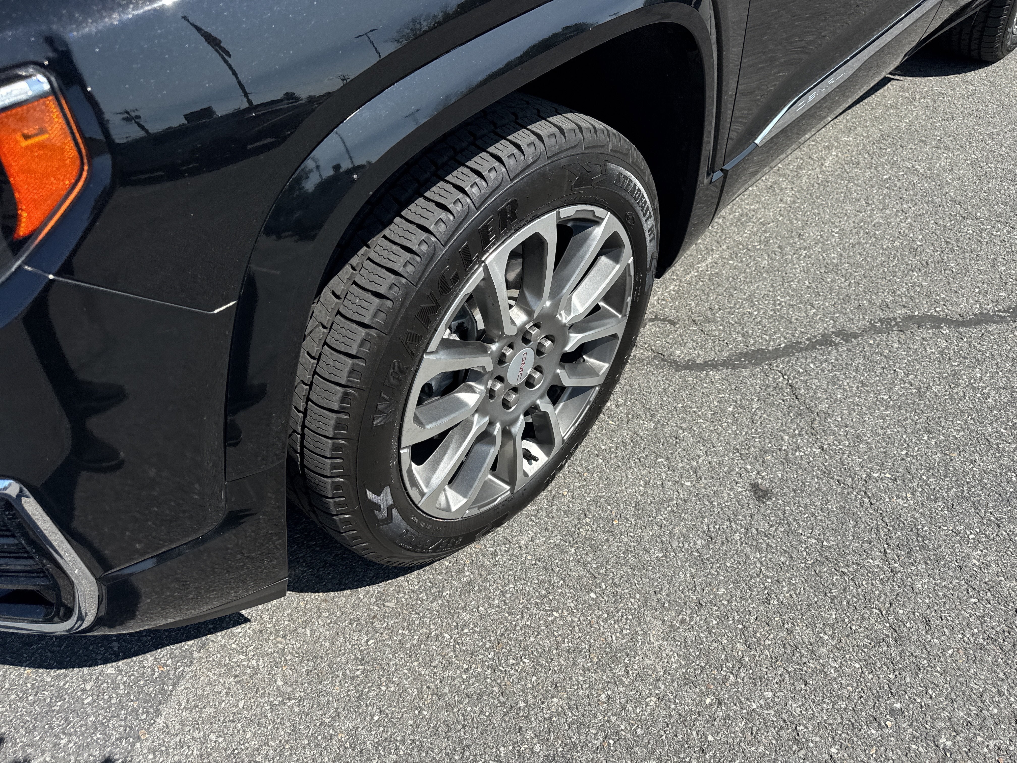 2022 GMC Acadia Denali - Photo 10