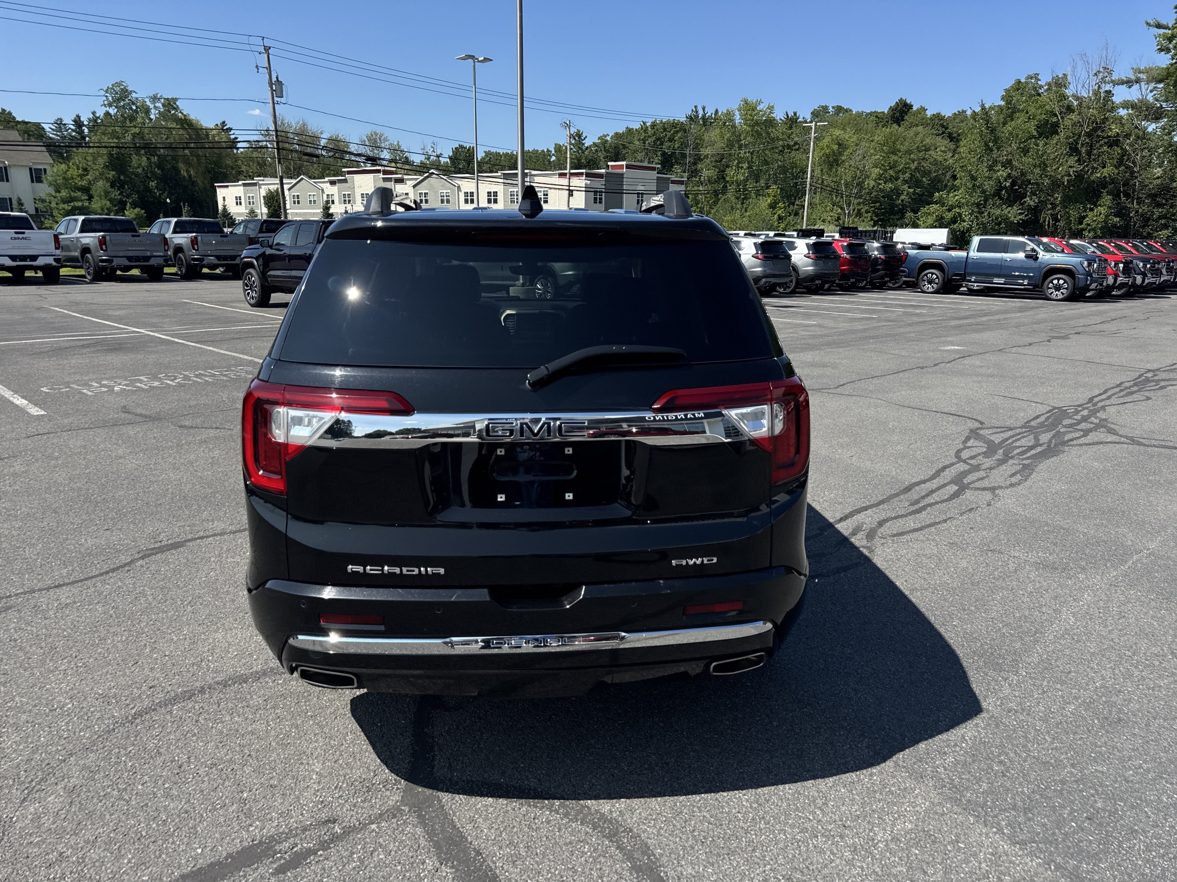 2022 GMC Acadia Denali