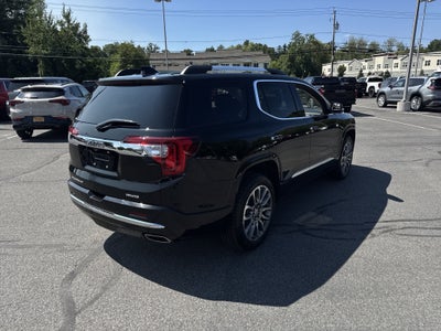 2022 GMC Acadia Denali