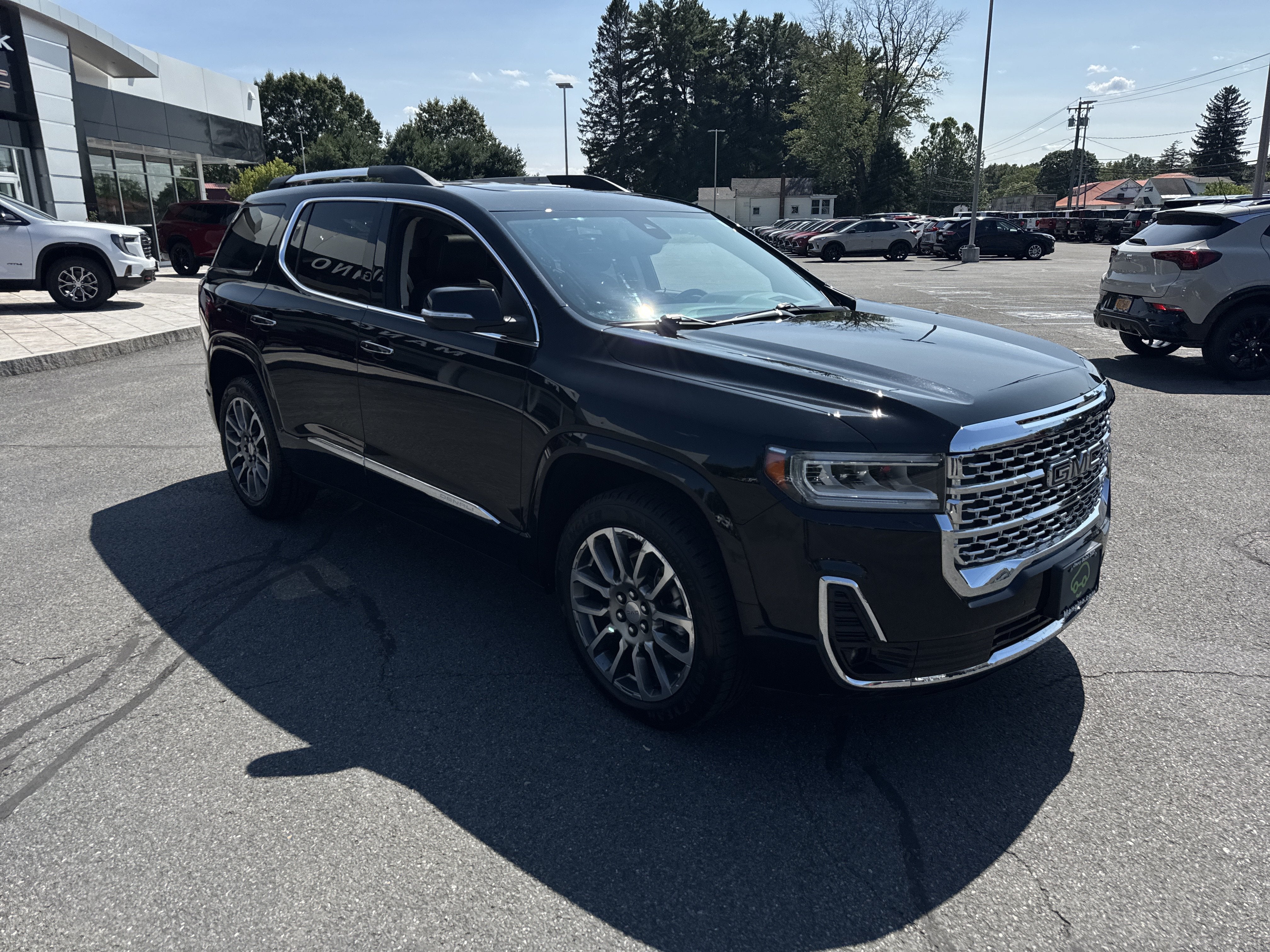 2022 GMC Acadia Denali - Photo 8