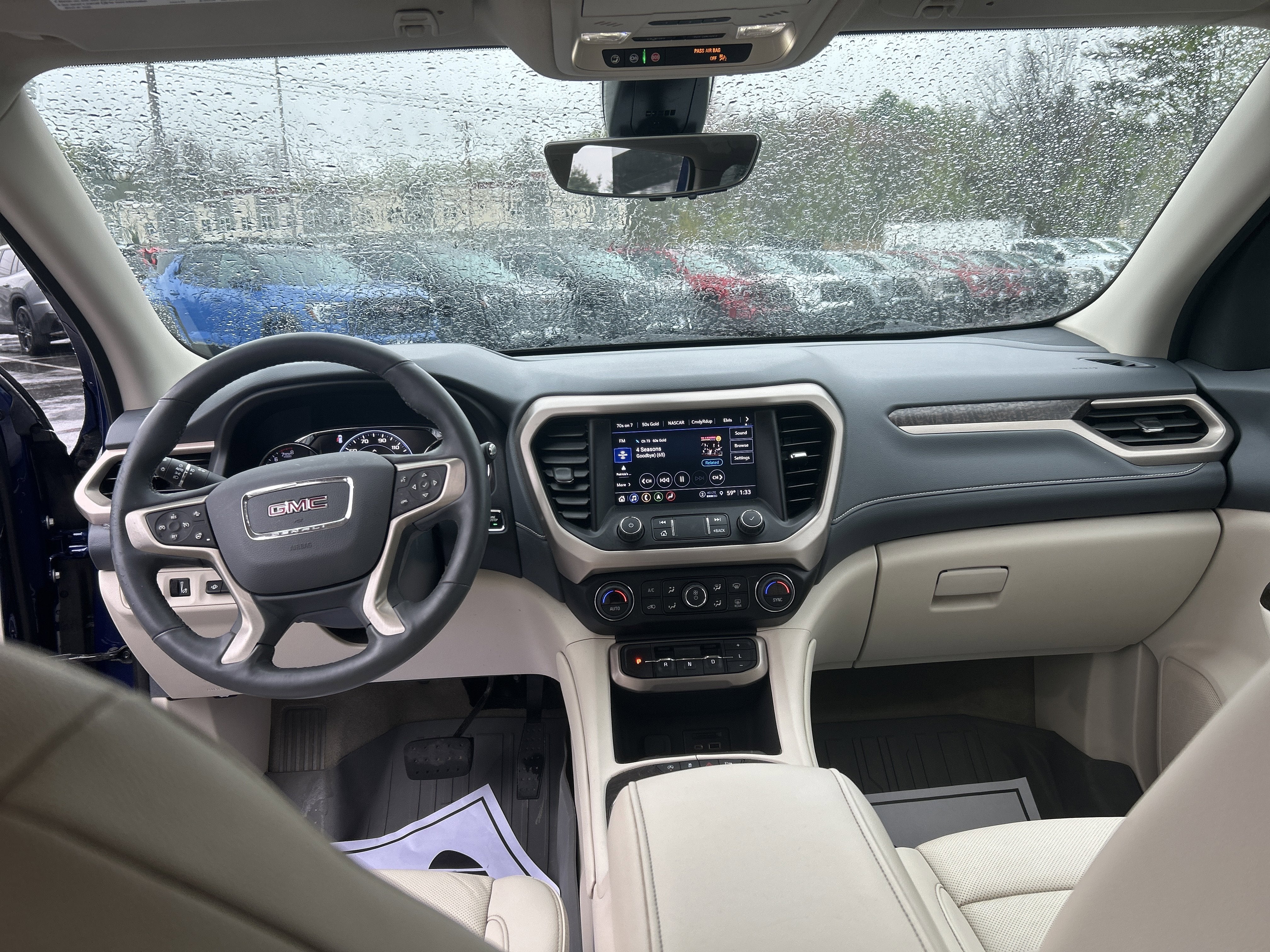 2023 GMC Acadia Denali