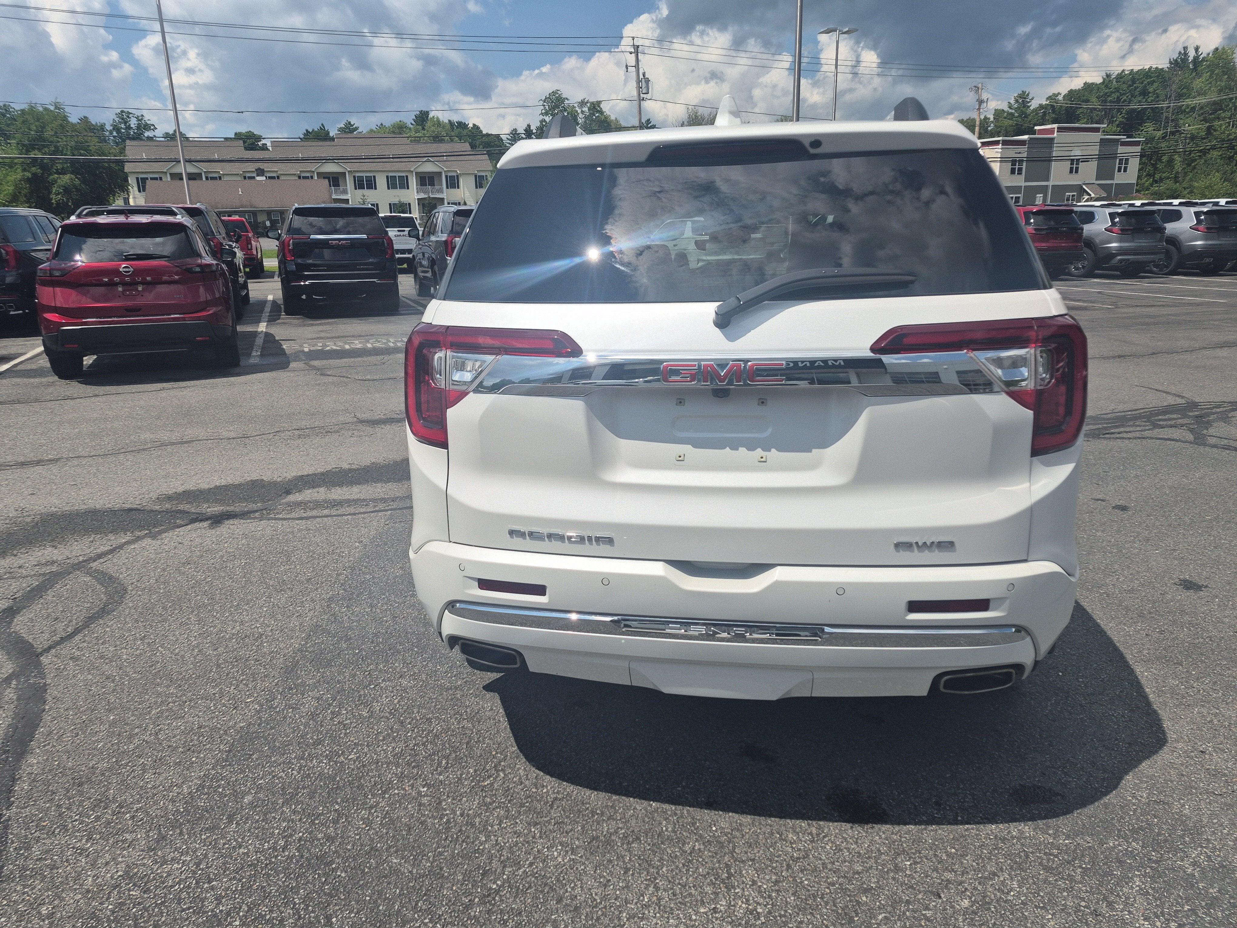 2022 GMC Acadia Denali