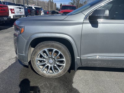 2023 GMC Acadia Denali