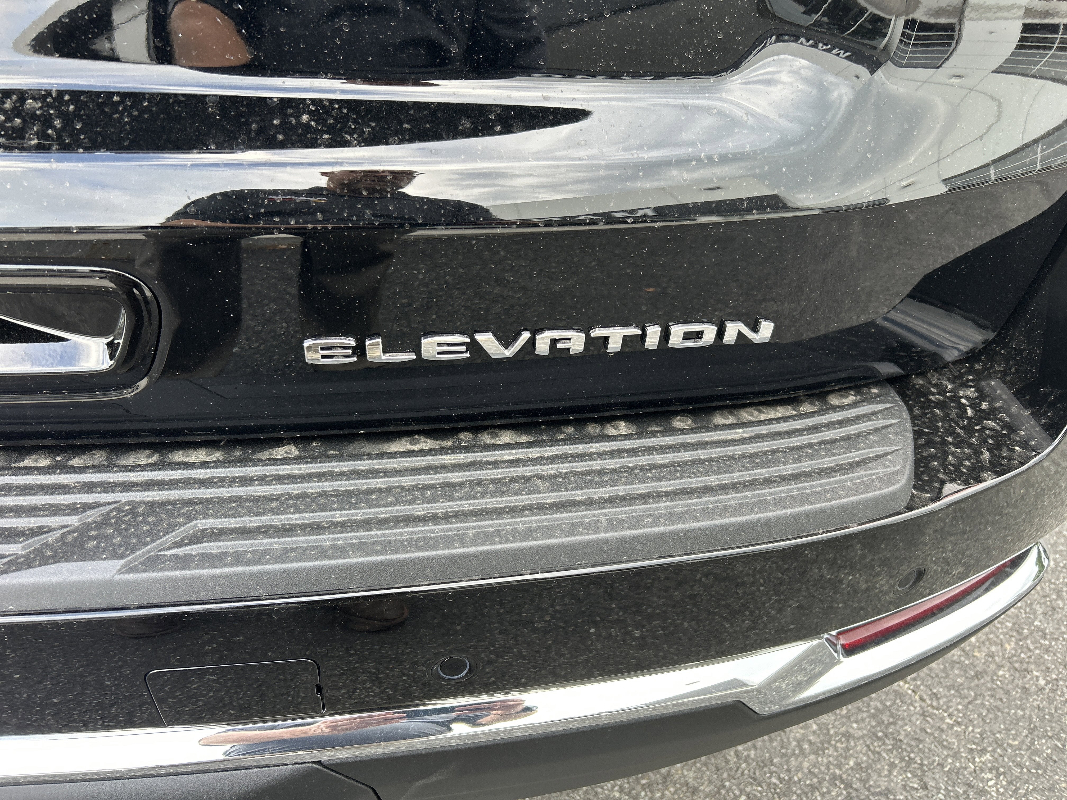 2026 GMC Yukon Elevation