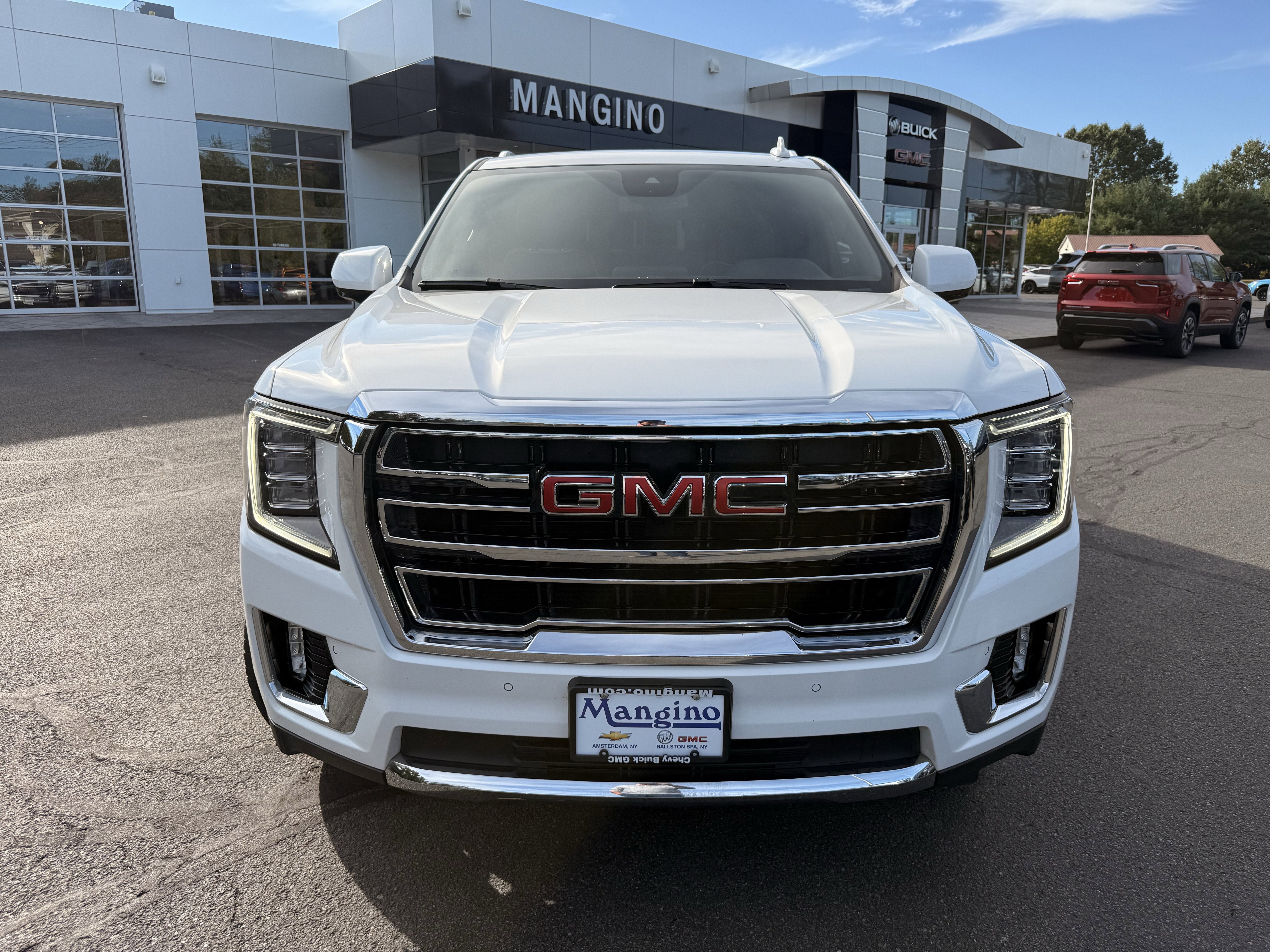 2024 GMC Yukon SLT