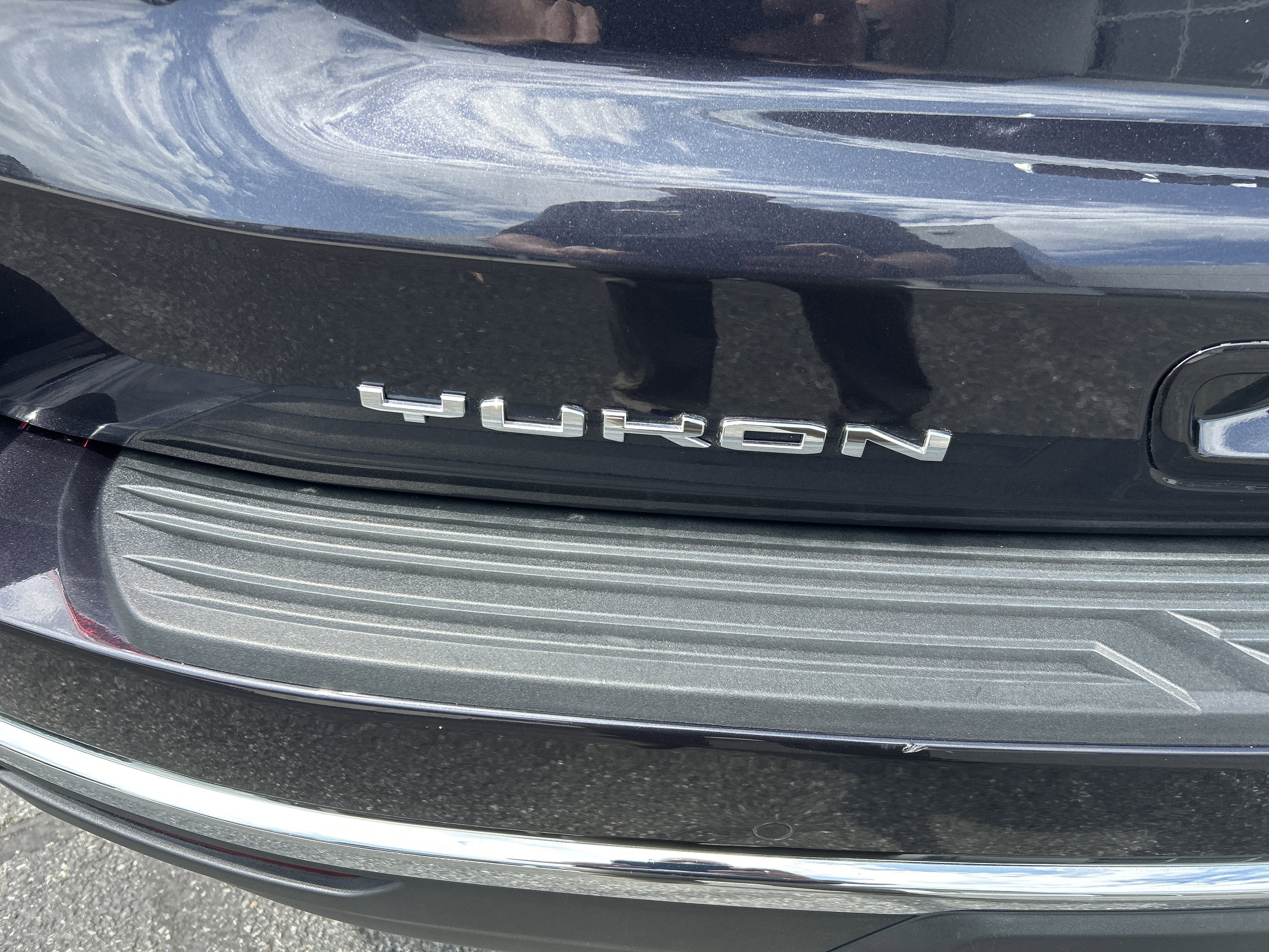 2024 GMC Yukon SLT