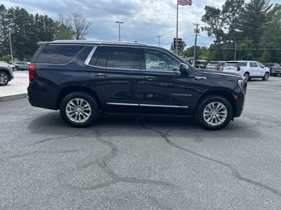 2024 GMC Yukon SLT