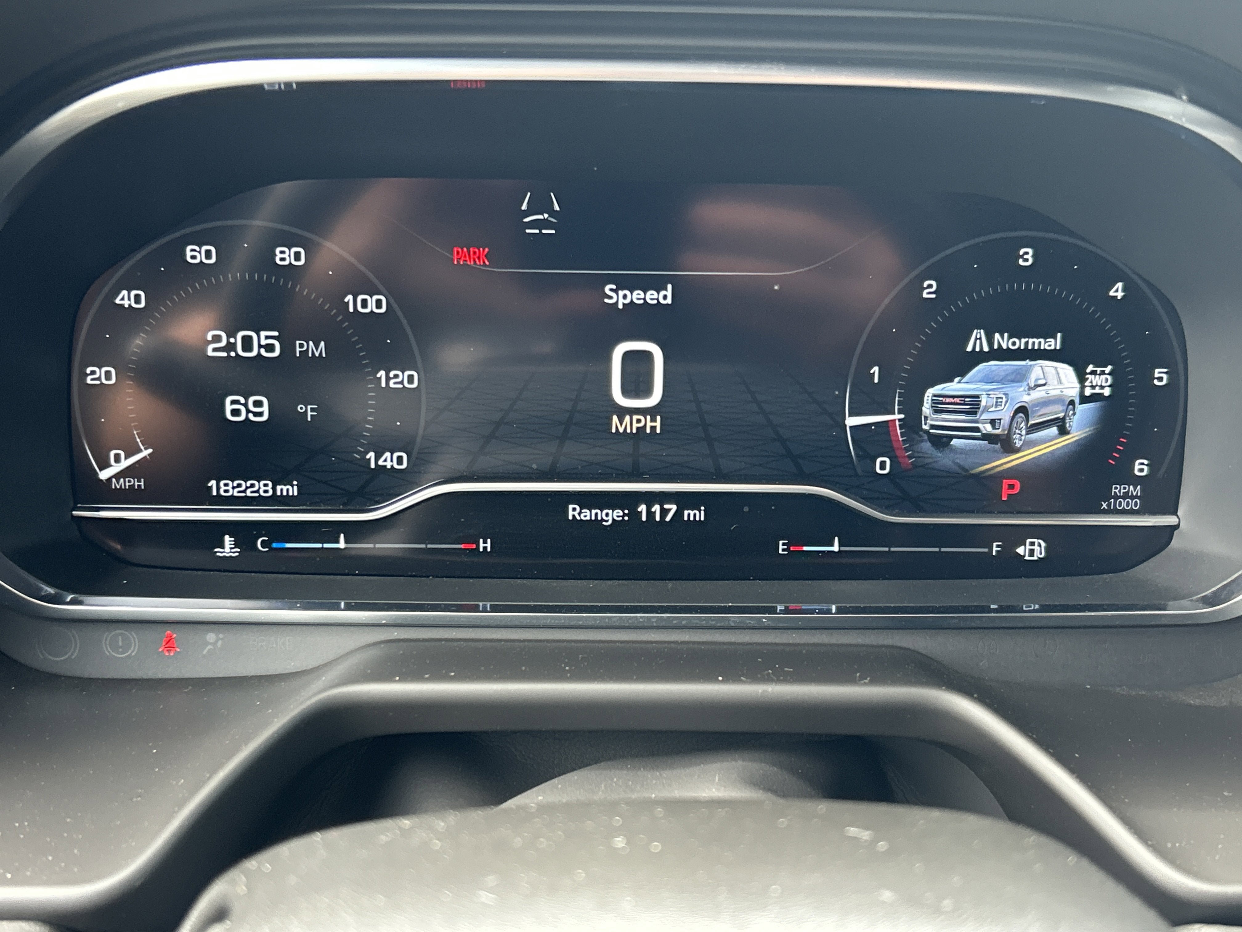 2024 GMC Yukon SLT
