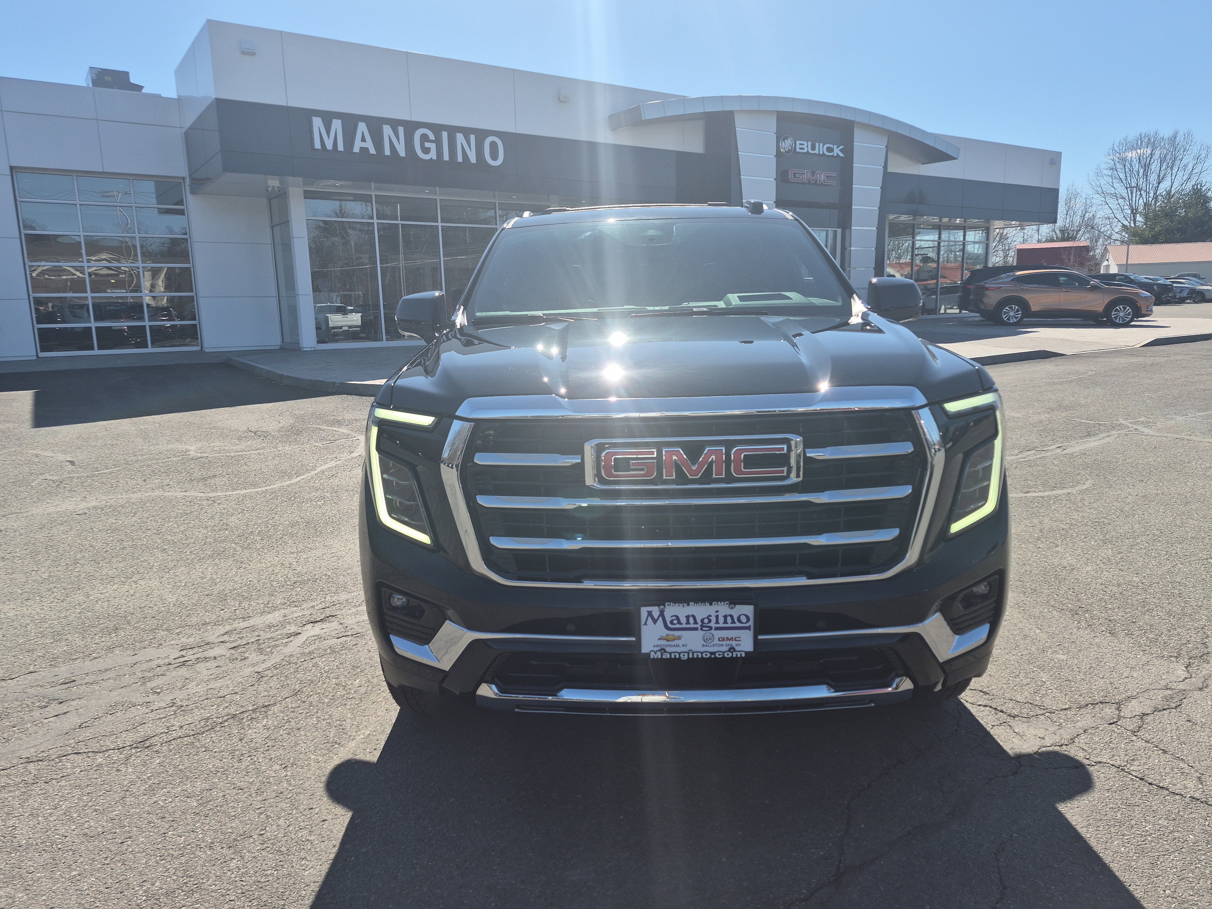 2025 GMC Yukon Elevation